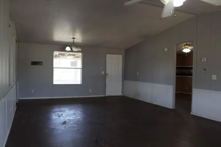 Mobile Home For Sale in Denton County , 9732 Meadow Ranch Road, Dish, Texas 76247, 3 Bedroom, 2 Bathroom, Garage spaces, 1,248 Sqft, built in 1993, mls#21328472, Real Estate Agent in Dish, Homes For Sale in Denton county, Homes For Sale in Dish, Realtor in Dish Texas, Real Estate Brokerage Independent Realty Texas, Luminita Cordes Realtor