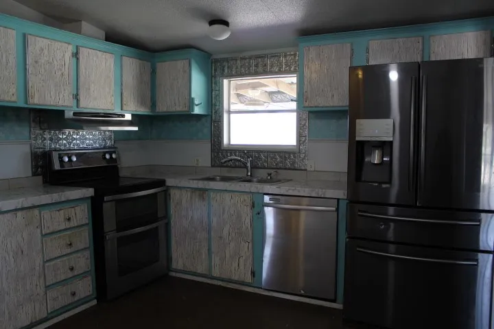 Mobile Home For Sale in Denton County , 9732 Meadow Ranch Road, Dish, Texas 76247, 3 Bedroom, 2 Bathroom, Garage spaces, 1,248 Sqft, built in 1993, mls#21328472, Real Estate Agent in Dish, Homes For Sale in Denton county, Homes For Sale in Dish, Realtor in Dish Texas, Real Estate Brokerage Independent Realty Texas, Luminita Cordes Realtor