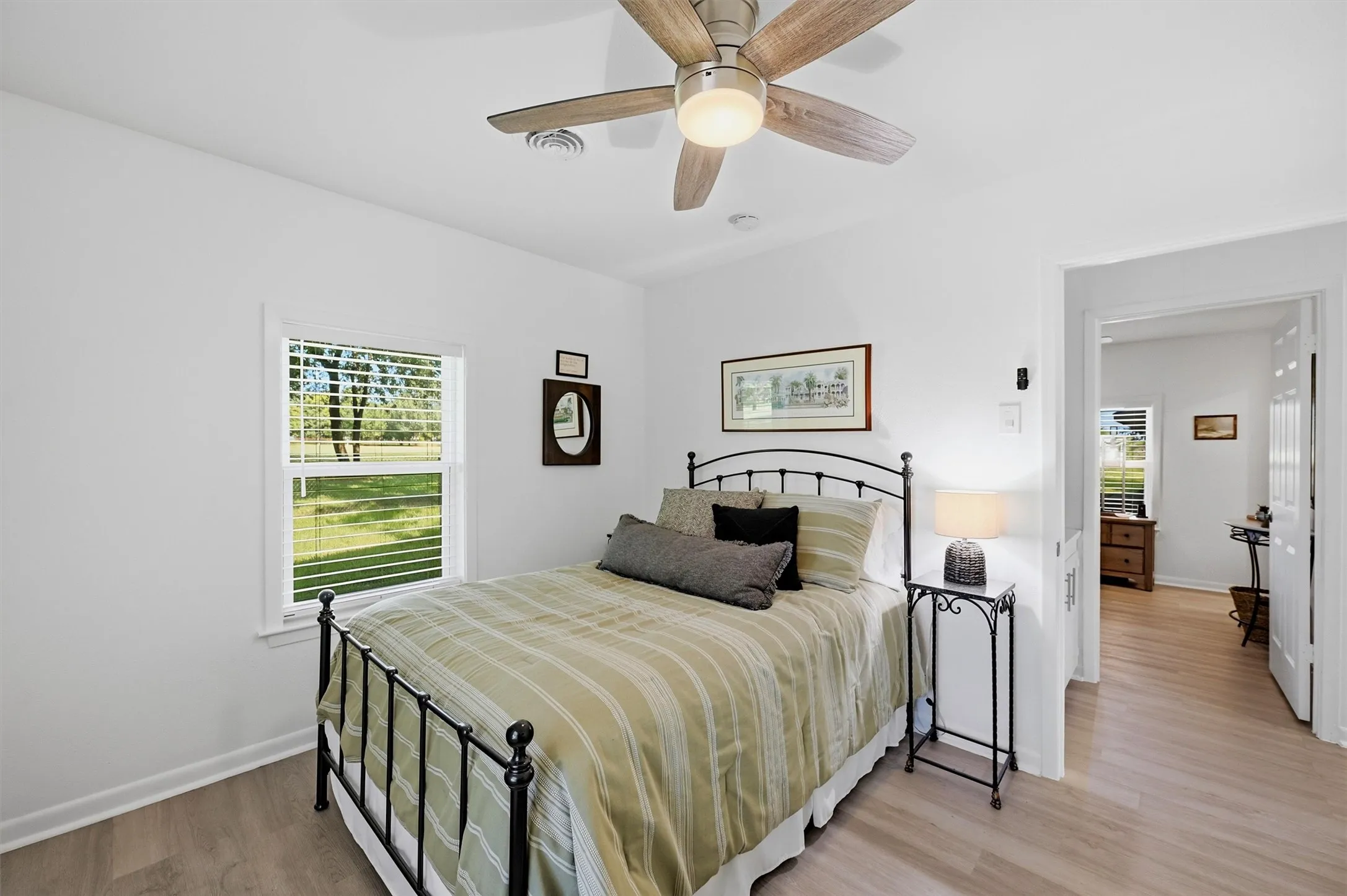 Single Family Residence For Sale in Cooke County , 1118 Kiowa Drive W, Lake Kiowa, Texas 76240, 3 Bedroom, 2 Bathroom, 1 Garage spaces, 1,957 Sqft, built in 1973, Price $495,000, mls#21328481, Real Estate Agent in Lake Kiowa, Homes For Sale in Cooke county, Homes For Sale in Lake Kiowa, Realtor in Lake Kiowa Texas, Real Estate Brokerage Independent Realty Texas, Luminita Cordes Realtor