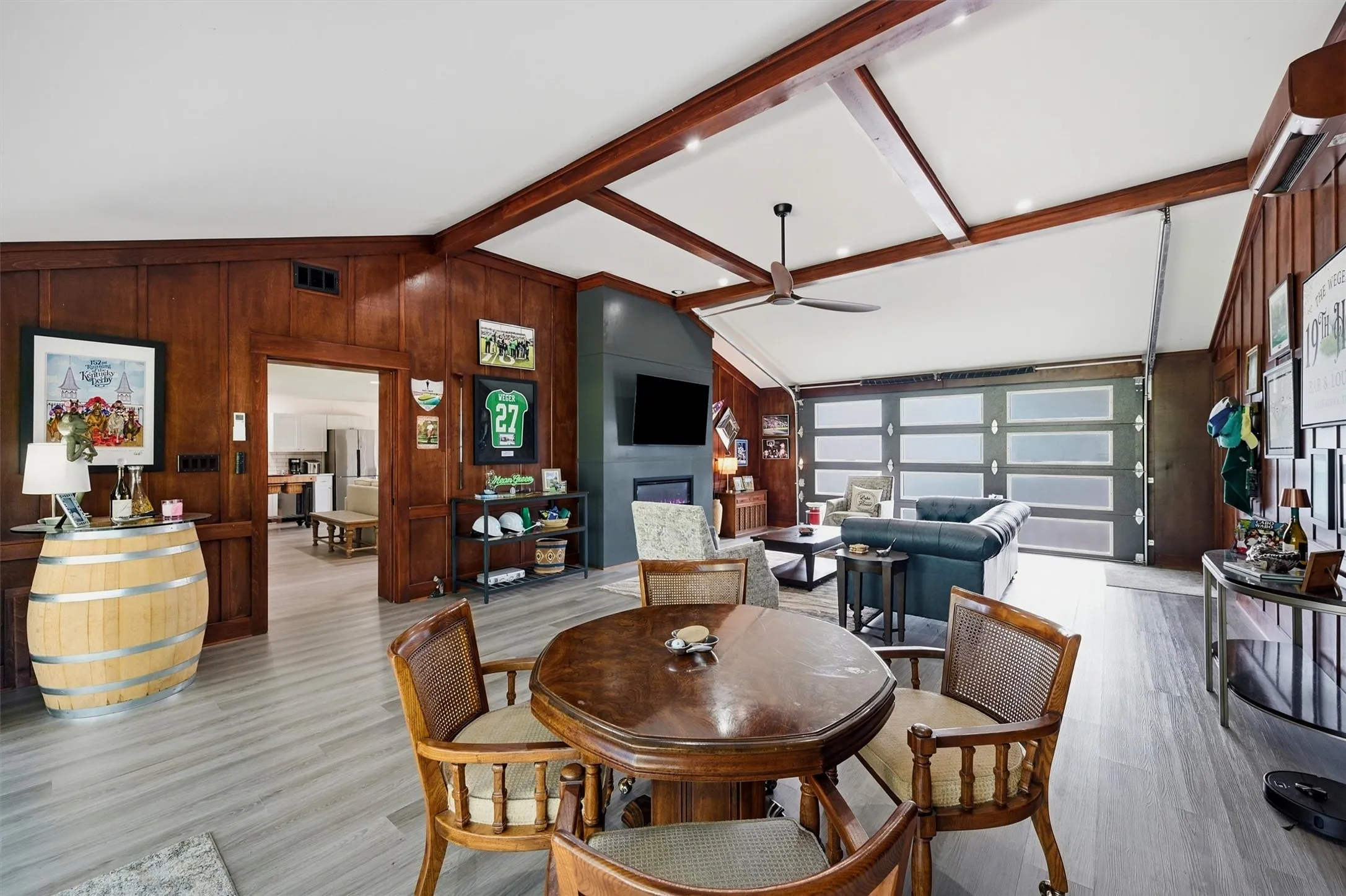 Single Family Residence For Sale in Cooke County , 1118 Kiowa Drive W, Lake Kiowa, Texas 76240, 3 Bedroom, 2 Bathroom, 1 Garage spaces, 1,957 Sqft, built in 1973, Price $495,000, mls#21328481, Real Estate Agent in Lake Kiowa, Homes For Sale in Cooke county, Homes For Sale in Lake Kiowa, Realtor in Lake Kiowa Texas, Real Estate Brokerage Independent Realty Texas, Luminita Cordes Realtor