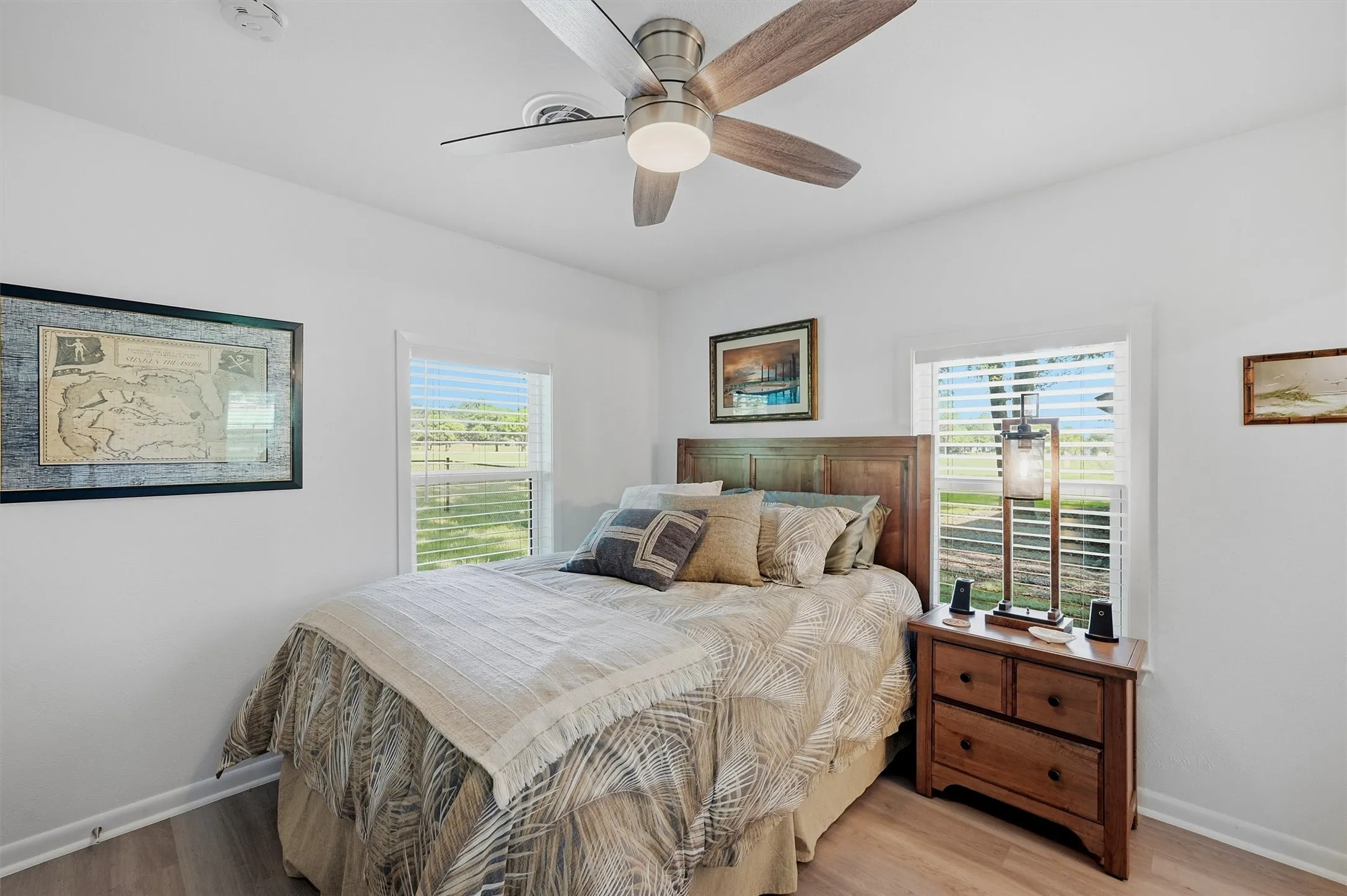 Single Family Residence For Sale in Cooke County , 1118 Kiowa Drive W, Lake Kiowa, Texas 76240, 3 Bedroom, 2 Bathroom, 1 Garage spaces, 1,957 Sqft, built in 1973, Price $495,000, mls#21328481, Real Estate Agent in Lake Kiowa, Homes For Sale in Cooke county, Homes For Sale in Lake Kiowa, Realtor in Lake Kiowa Texas, Real Estate Brokerage Independent Realty Texas, Luminita Cordes Realtor
