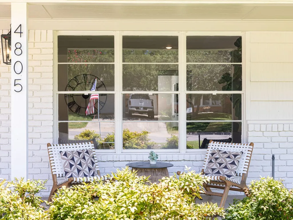 Single Family Residence For Sale in Tarrant County , 4805 Hildring Drive E, Fort Worth, Texas 76109, 3 Bedroom, 2 Bathroom, 2 Garage spaces, 1,960 Sqft, built in 1955, mls#21327859, Real Estate Agent in Fort Worth, Homes For Sale in Tarrant county, Homes For Sale in Fort Worth, Realtor in Fort Worth Texas, Real Estate Brokerage Independent Realty Texas, Luminita Cordes Realtor