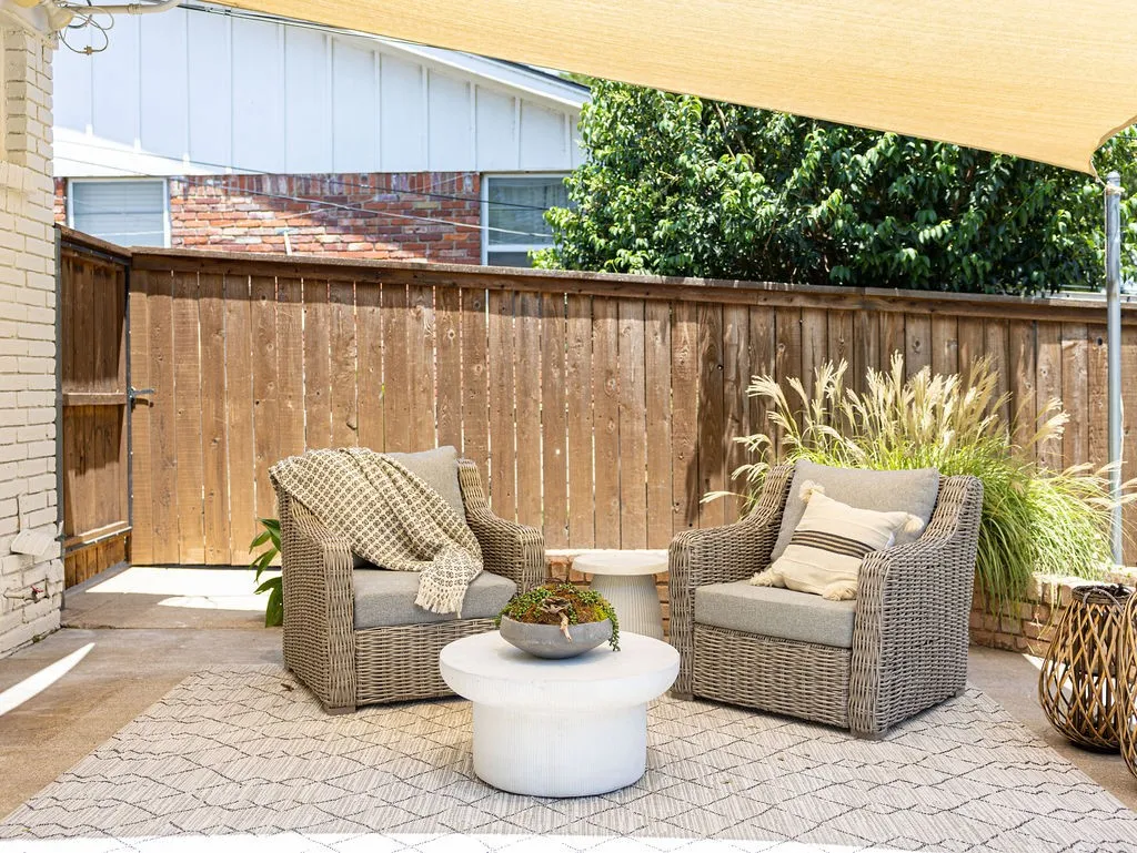 Single Family Residence For Sale in Tarrant County , 4805 Hildring Drive E, Fort Worth, Texas 76109, 3 Bedroom, 2 Bathroom, 2 Garage spaces, 1,960 Sqft, built in 1955, mls#21327859, Real Estate Agent in Fort Worth, Homes For Sale in Tarrant county, Homes For Sale in Fort Worth, Realtor in Fort Worth Texas, Real Estate Brokerage Independent Realty Texas, Luminita Cordes Realtor