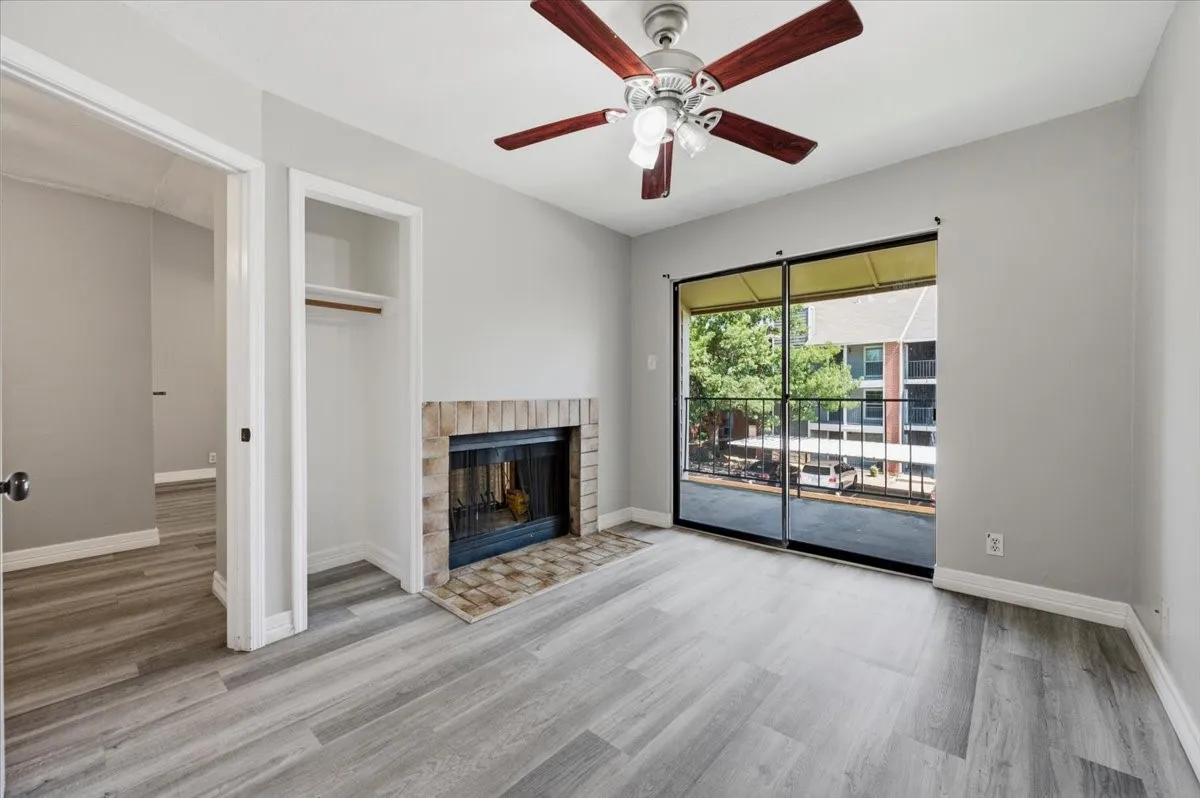 Condominium For Sale in Collin County , 4748 Old Bent Tree Lane 506, Dallas, Texas 75287, 2 Bedroom, 2 Bathroom, Garage spaces, 887 Sqft, built in 1985, mls#21323839, Real Estate Agent in Dallas, Homes For Sale in Collin county, Homes For Sale in Dallas, Realtor in Dallas Texas, Real Estate Brokerage Independent Realty Texas, Luminita Cordes Realtor