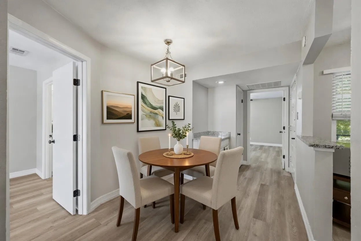 virtually staged Dining Area