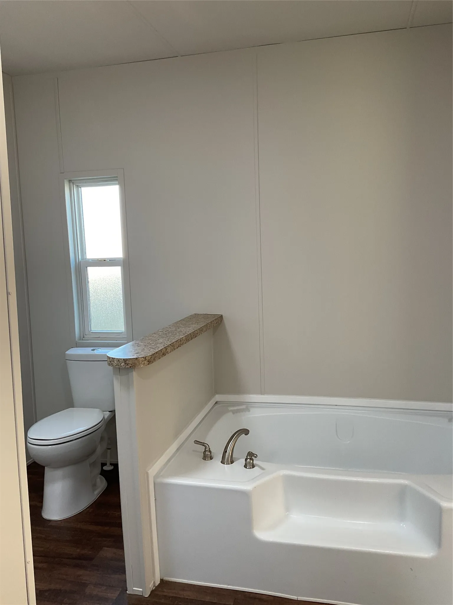 Manufactured Home For Sale in Grayson County , 118 Willow Ridge Circle, Southmayd, Texas 75092, 3 Bedroom, 2 Bathroom, Garage spaces, 1,216 Sqft, built in 2014, mls#21325787, Real Estate Agent in Southmayd, Homes For Sale in Grayson county, Homes For Sale in Southmayd, Realtor in Southmayd Texas, Real Estate Brokerage Independent Realty Texas, Luminita Cordes Realtor