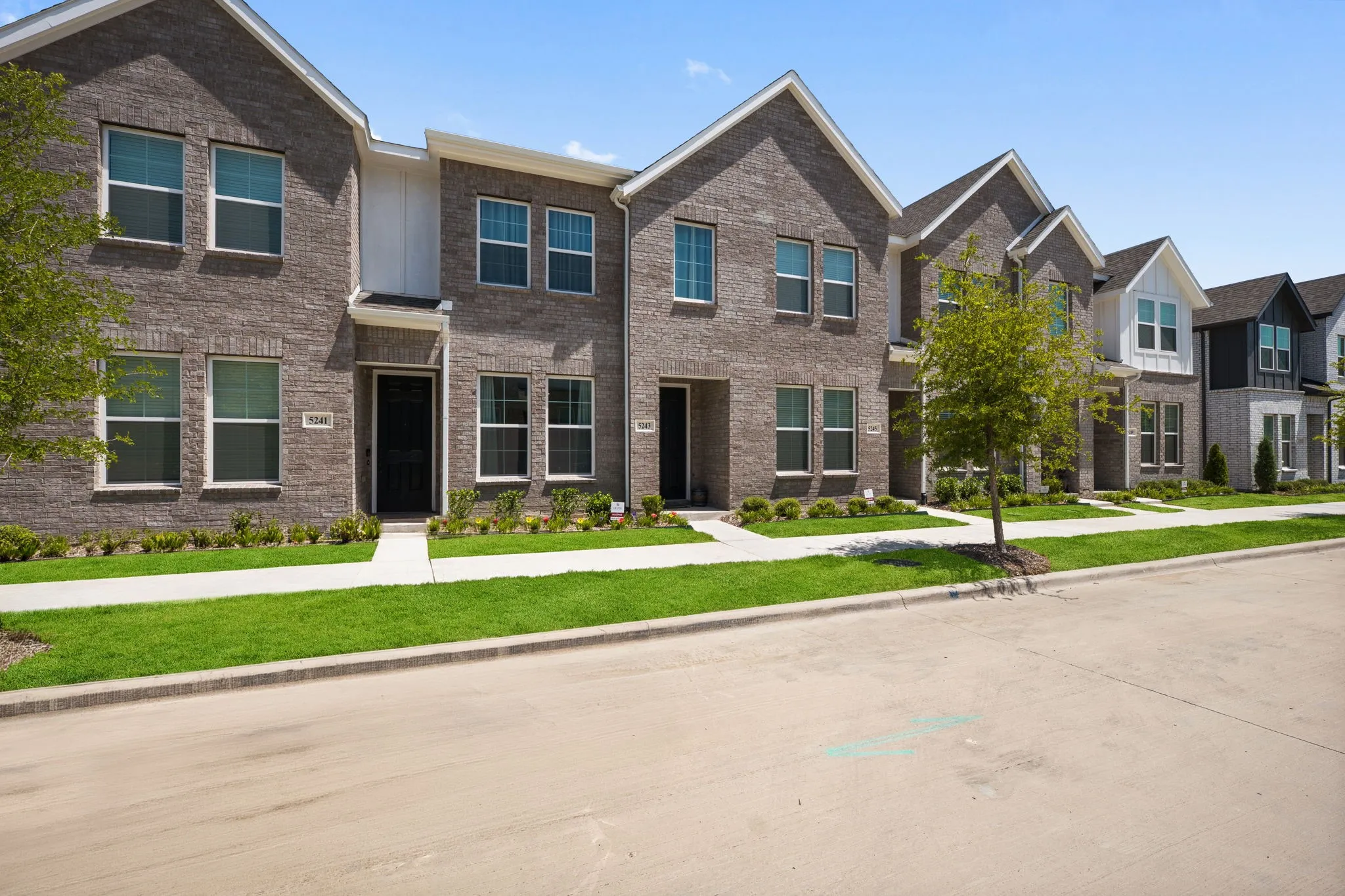 Townhouse For Rent in Tarrant County , 5243 Legacy Street, Haltom City, Texas 76117, 2 Bedroom, 2 Bathroom, 1 Garage spaces, 1,084 Sqft, built in 2024, mls#21328494, Real Estate Agent in Haltom City, Homes For Rent in Tarrant county, Homes For Rent in Haltom City, Realtor in Haltom City Texas, Real Estate Brokerage Independent Realty Texas, Luminita Cordes Realtor