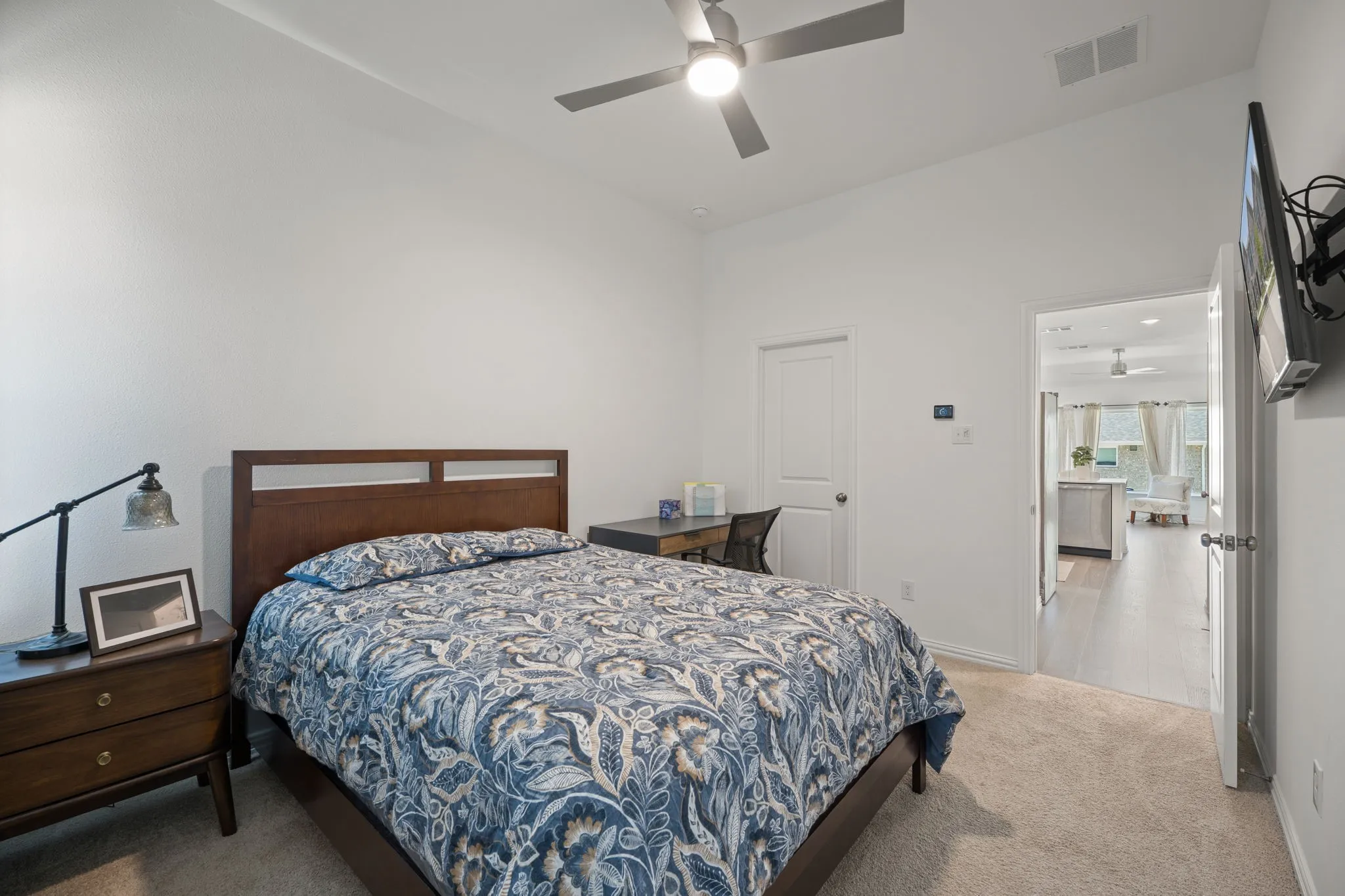Townhouse For Rent in Tarrant County , 5243 Legacy Street, Haltom City, Texas 76117, 2 Bedroom, 2 Bathroom, 1 Garage spaces, 1,084 Sqft, built in 2024, mls#21328494, Real Estate Agent in Haltom City, Homes For Rent in Tarrant county, Homes For Rent in Haltom City, Realtor in Haltom City Texas, Real Estate Brokerage Independent Realty Texas, Luminita Cordes Realtor