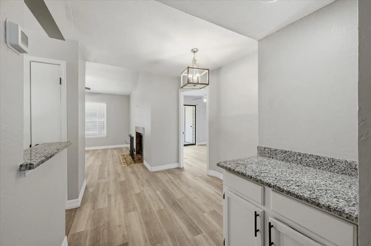 Condominium For Rent in Collin County , 4748 Old Bent Tree Lane 506, Dallas, Texas 75287, 2 Bedroom, 2 Bathroom, Garage spaces, 887 Sqft, built in 1985, mls#21328496, Real Estate Agent in Dallas, Homes For Rent in Collin county, Homes For Rent in Dallas, Realtor in Dallas Texas, Real Estate Brokerage Independent Realty Texas, Luminita Cordes Realtor