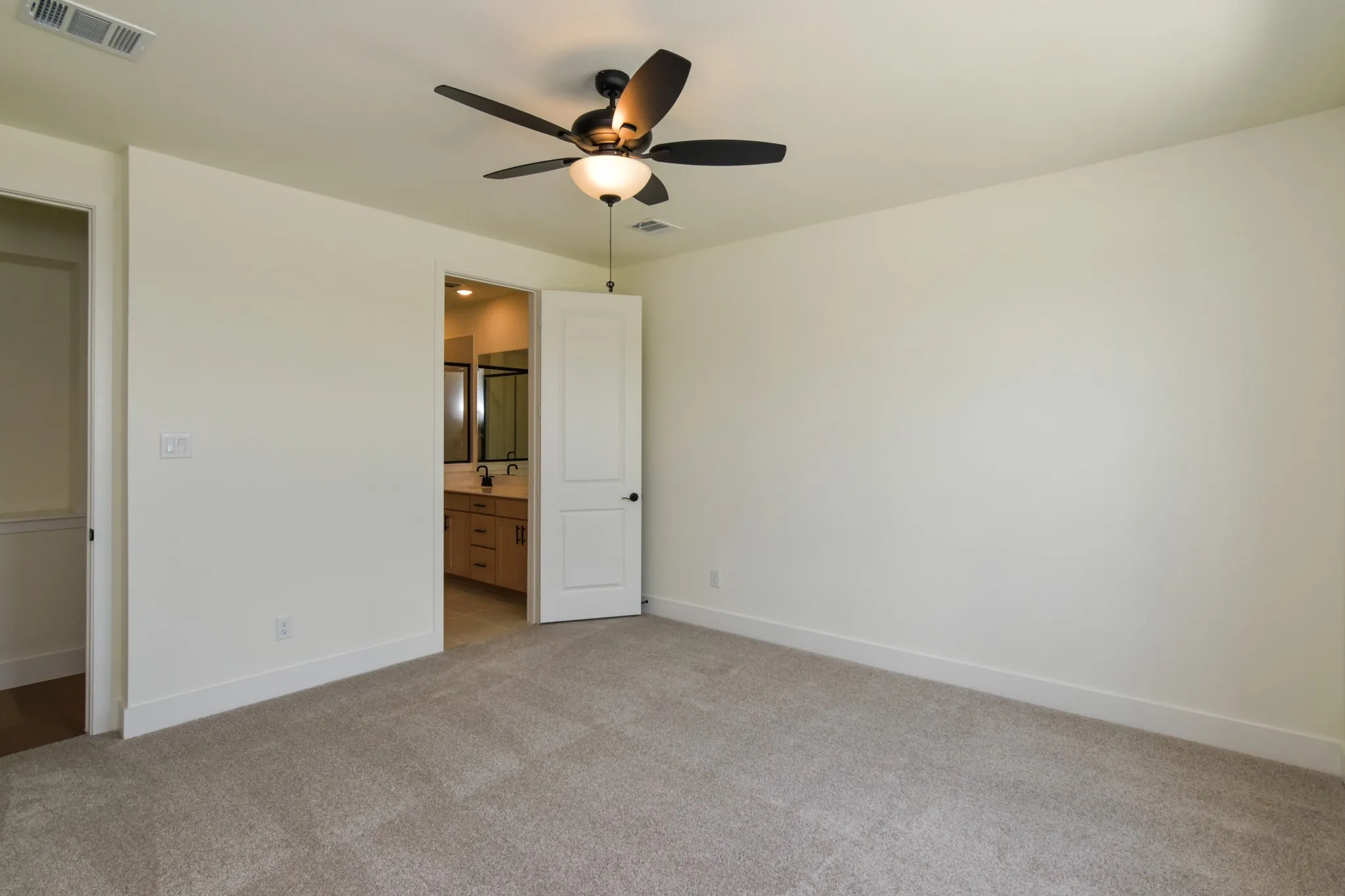 Single Family Residence For Rent in Collin County , 14541 Durant Lane, Frisco, Texas 75033, 4 Bedroom, 3 Bathroom, 2 Garage spaces, 2,493 Sqft, built in 2026, mls#21311471, Real Estate Agent in Frisco, Homes For Rent in Collin county, Homes For Rent in Frisco, Realtor in Frisco Texas, Real Estate Brokerage Independent Realty Texas, Luminita Cordes Realtor