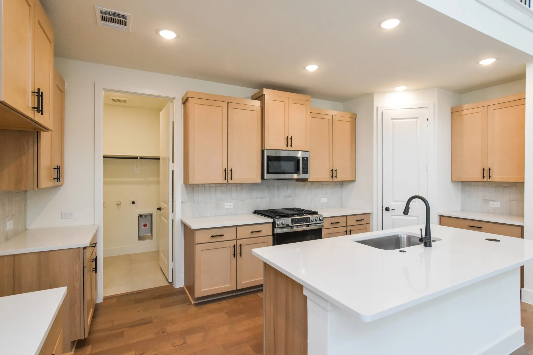 Single Family Residence For Rent in Collin County , 14541 Durant Lane, Frisco, Texas 75033, 4 Bedroom, 3 Bathroom, 2 Garage spaces, 2,493 Sqft, built in 2026, mls#21311471, Real Estate Agent in Frisco, Homes For Rent in Collin county, Homes For Rent in Frisco, Realtor in Frisco Texas, Real Estate Brokerage Independent Realty Texas, Luminita Cordes Realtor