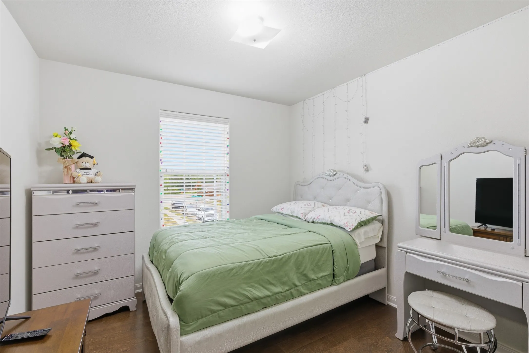 Single Family Residence For Sale in Dallas County , 14229 Bridgeview Lane, Dallas, Texas 75253, 3 Bedroom, 3 Bathroom, 2 Garage spaces, 1,946 Sqft, built in 2017, mls#21328502, Real Estate Agent in Dallas, Homes For Sale in Dallas county, Homes For Sale in Dallas, Realtor in Dallas Texas, Real Estate Brokerage Independent Realty Texas, Luminita Cordes Realtor