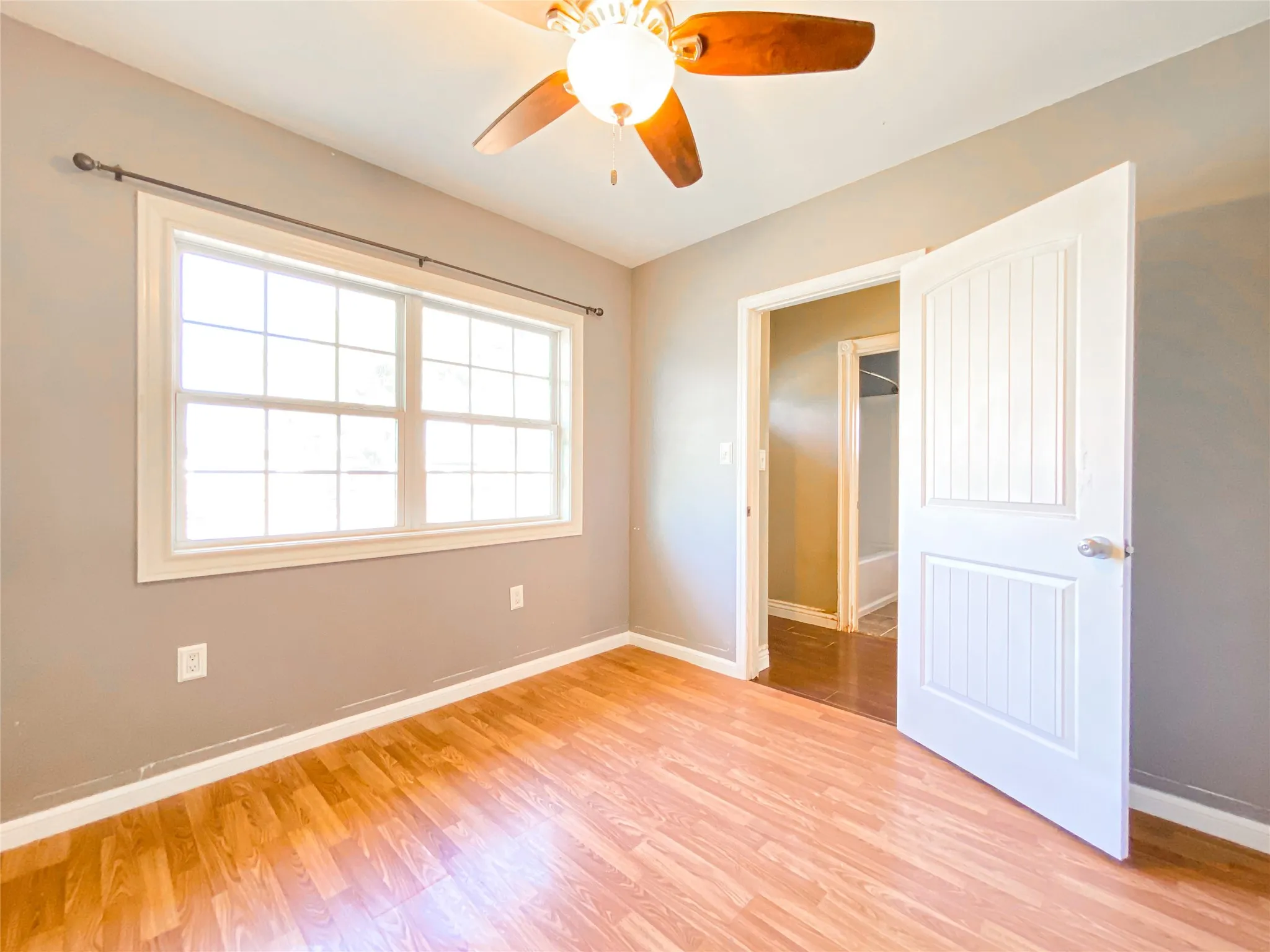Single Family Residence For Sale in Taylor County , 1195 County Road 415, Merkel, Texas 79536, 3 Bedroom, 2 Bathroom, Garage spaces, 1,816 Sqft, built in 1960, mls#21325798, Real Estate Agent in Merkel, Homes For Sale in Taylor county, Homes For Sale in Merkel, Realtor in Merkel Texas, Real Estate Brokerage Independent Realty Texas, Luminita Cordes Realtor