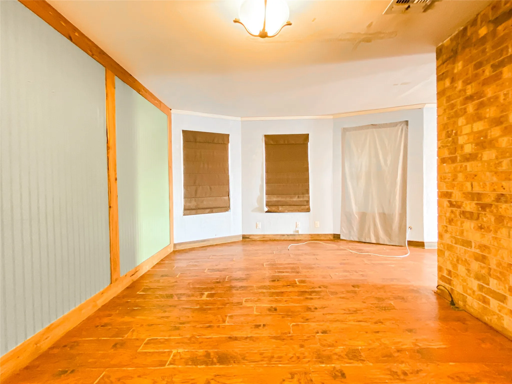 Single Family Residence For Sale in Taylor County , 1195 County Road 415, Merkel, Texas 79536, 3 Bedroom, 2 Bathroom, Garage spaces, 1,816 Sqft, built in 1960, mls#21325798, Real Estate Agent in Merkel, Homes For Sale in Taylor county, Homes For Sale in Merkel, Realtor in Merkel Texas, Real Estate Brokerage Independent Realty Texas, Luminita Cordes Realtor