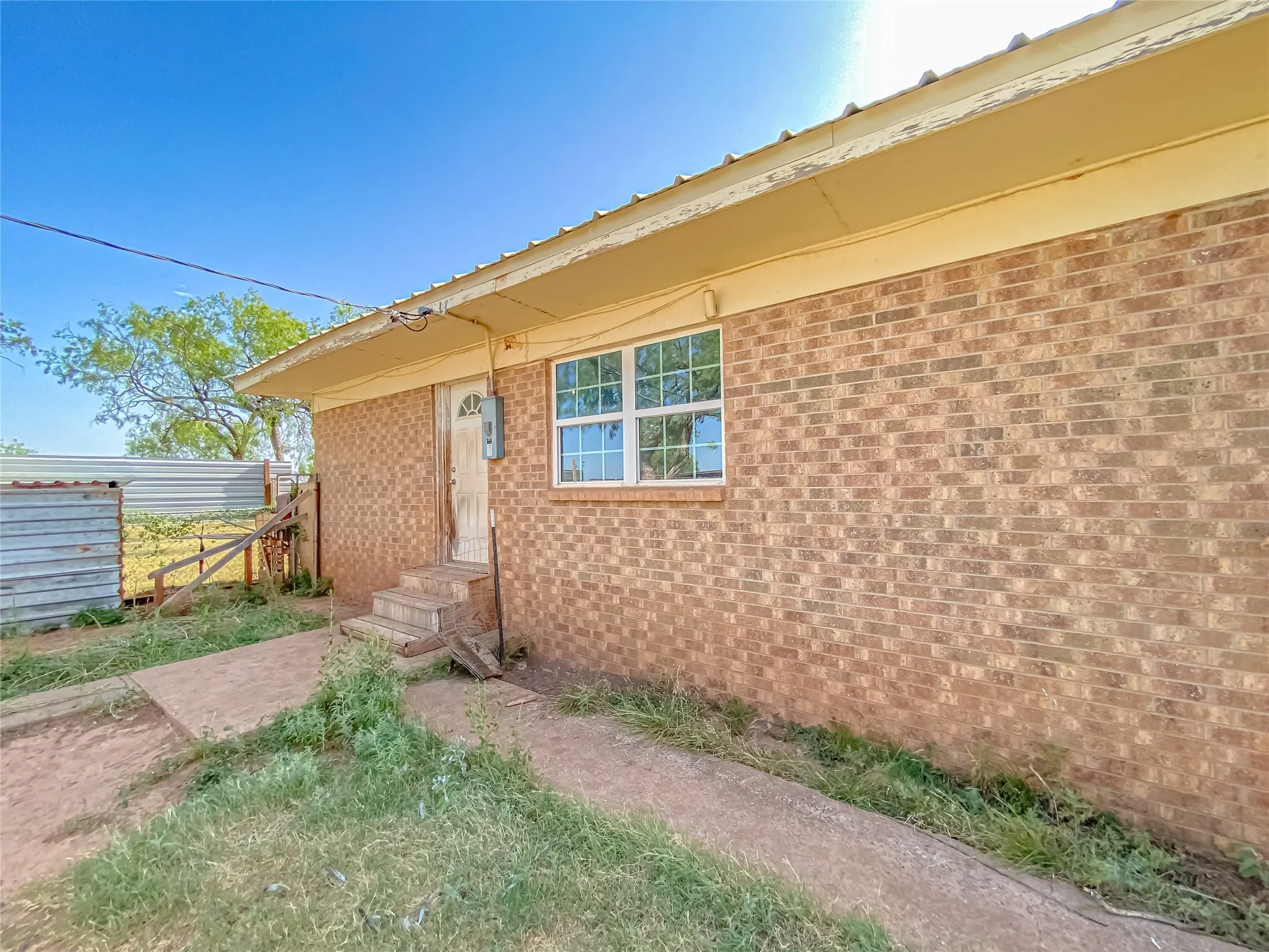 Single Family Residence For Sale in Taylor County , 1195 County Road 415, Merkel, Texas 79536, 3 Bedroom, 2 Bathroom, Garage spaces, 1,816 Sqft, built in 1960, mls#21325798, Real Estate Agent in Merkel, Homes For Sale in Taylor county, Homes For Sale in Merkel, Realtor in Merkel Texas, Real Estate Brokerage Independent Realty Texas, Luminita Cordes Realtor