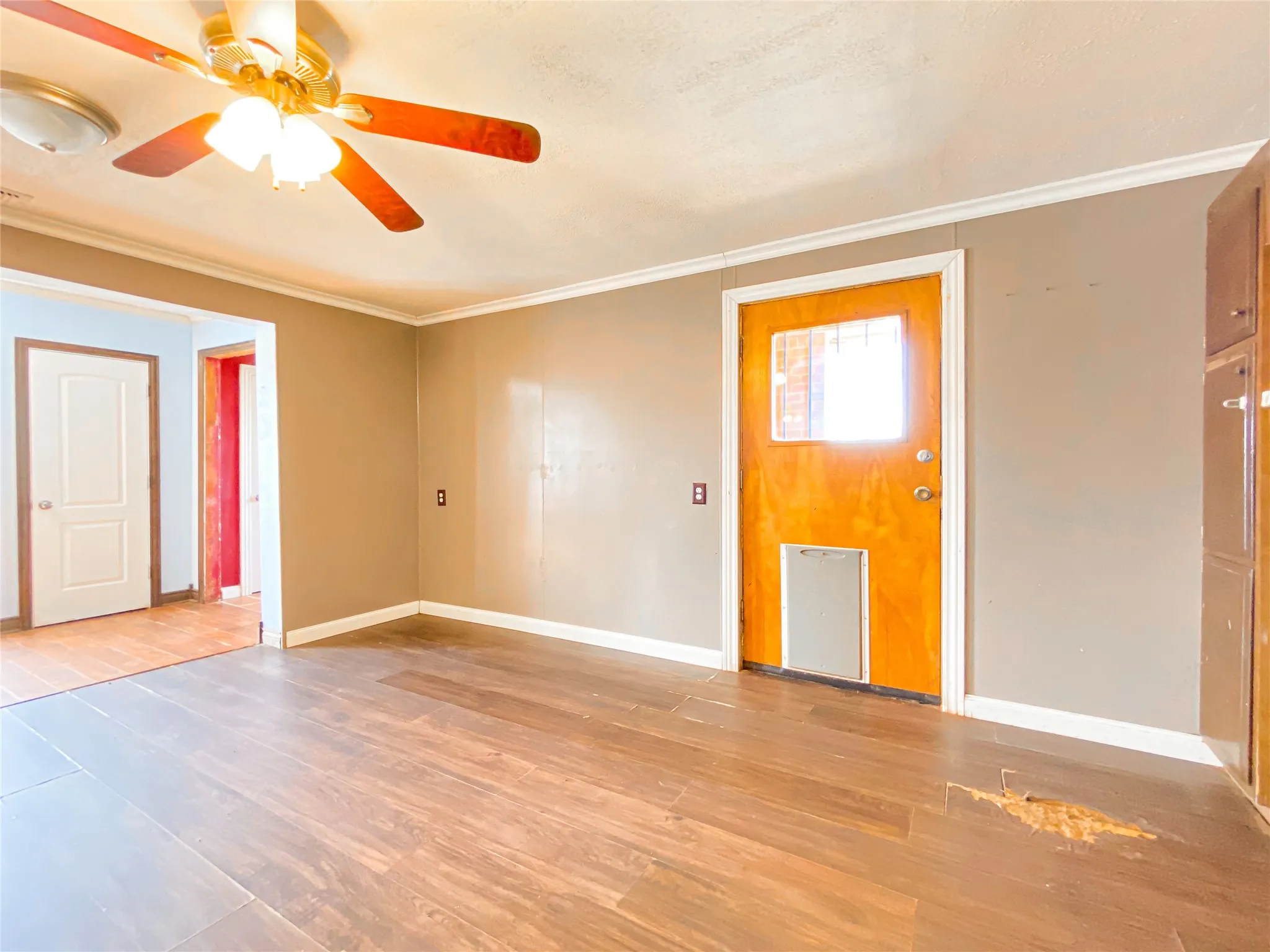 Single Family Residence For Sale in Taylor County , 1195 County Road 415, Merkel, Texas 79536, 3 Bedroom, 2 Bathroom, Garage spaces, 1,816 Sqft, built in 1960, mls#21325798, Real Estate Agent in Merkel, Homes For Sale in Taylor county, Homes For Sale in Merkel, Realtor in Merkel Texas, Real Estate Brokerage Independent Realty Texas, Luminita Cordes Realtor