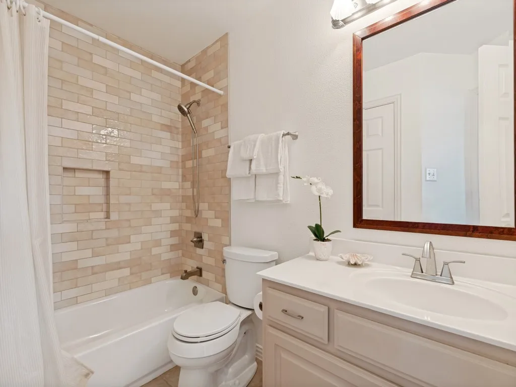 Single Family Residence For Sale in Collin County , 611 Belhaven Drive, Allen, Texas 75013, 4 Bedroom, 4 Bathroom, 3 Garage spaces, 3,590 Sqft, built in 1999, mls#21325405, Real Estate Agent in Allen, Homes For Sale in Collin county, Homes For Sale in Allen, Realtor in Allen Texas, Real Estate Brokerage Independent Realty Texas, Luminita Cordes Realtor