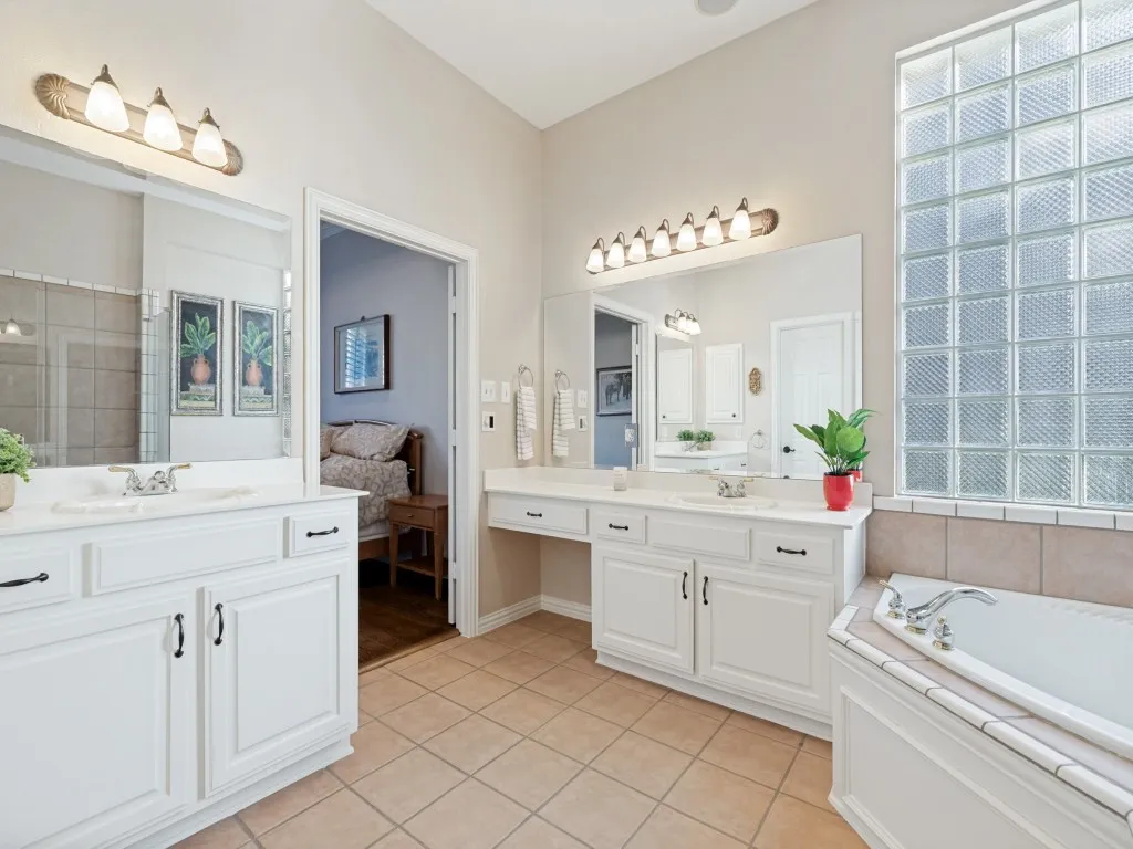 Single Family Residence For Sale in Collin County , 611 Belhaven Drive, Allen, Texas 75013, 4 Bedroom, 4 Bathroom, 3 Garage spaces, 3,590 Sqft, built in 1999, mls#21325405, Real Estate Agent in Allen, Homes For Sale in Collin county, Homes For Sale in Allen, Realtor in Allen Texas, Real Estate Brokerage Independent Realty Texas, Luminita Cordes Realtor