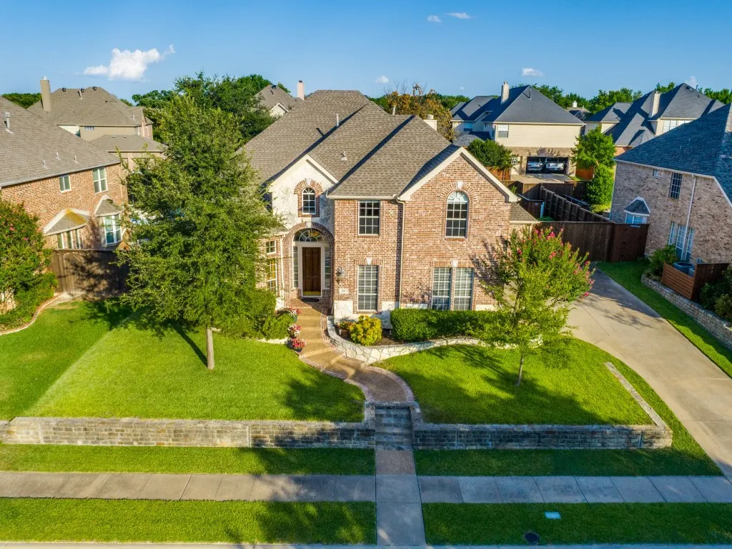 Single Family Residence For Sale in Collin County , 611 Belhaven Drive, Allen, Texas 75013, 4 Bedroom, 4 Bathroom, 3 Garage spaces, 3,590 Sqft, built in 1999, mls#21325405, Real Estate Agent in Allen, Homes For Sale in Collin county, Homes For Sale in Allen, Realtor in Allen Texas, Real Estate Brokerage Independent Realty Texas, Luminita Cordes Realtor