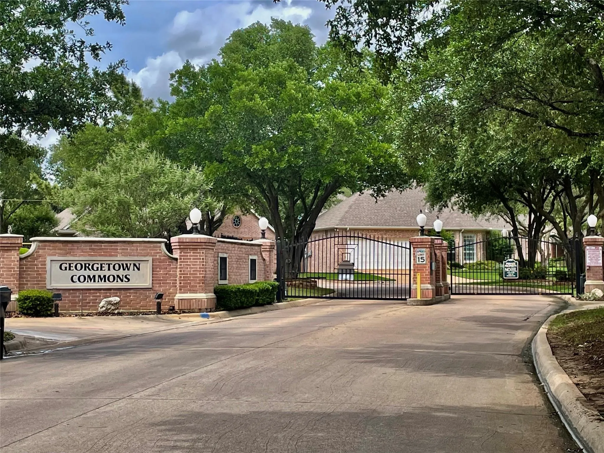 Located in Gated Georgetown Commons