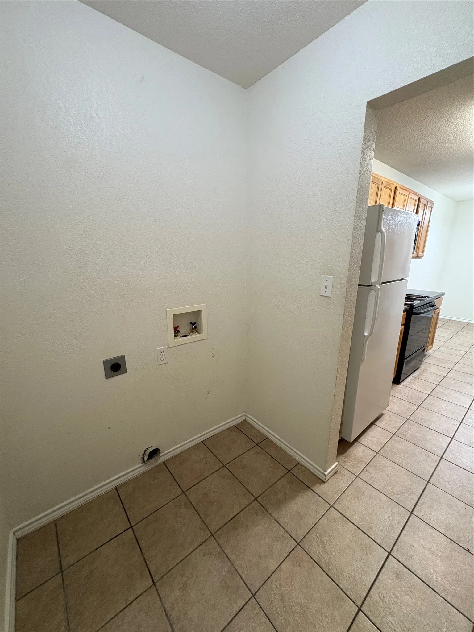 *Now has Washer/Dryer available for use