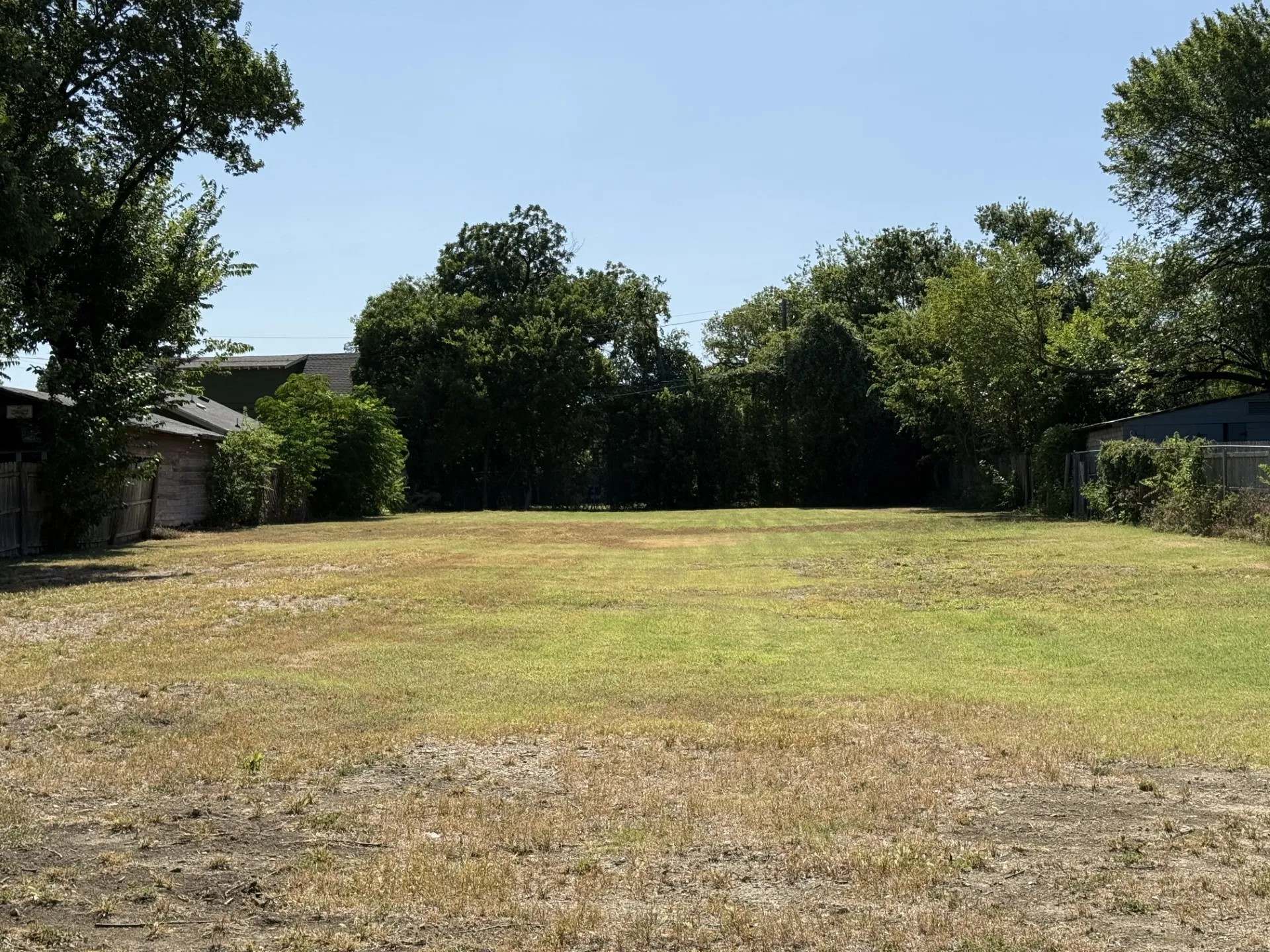 Improved Land For Sale in Tarrant County , 2609 College Avenue, Fort Worth, Texas 76110, 0, 0, Garage spaces, 0 Sqft, built in 1920, mls#21328526, Real Estate Agent in Fort Worth, Homes For Sale in Tarrant county, Homes For Sale in Fort Worth, Realtor in Fort Worth Texas, Real Estate Brokerage Independent Realty Texas, Luminita Cordes Realtor