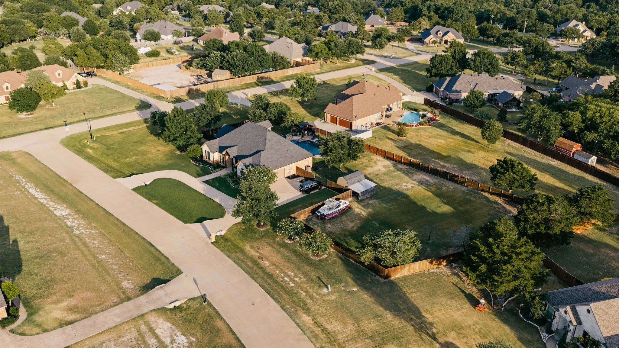 Single Family Residence For Sale in Ellis County , 3650 Baylor Boulevard, Midlothian, Texas 76065, 4 Bedroom, 3 Bathroom, 2 Garage spaces, 3,248 Sqft, built in 2004, mls#21325707, Real Estate Agent in Midlothian, Homes For Sale in Ellis county, Homes For Sale in Midlothian, Realtor in Midlothian Texas, Real Estate Brokerage Independent Realty Texas, Luminita Cordes Realtor