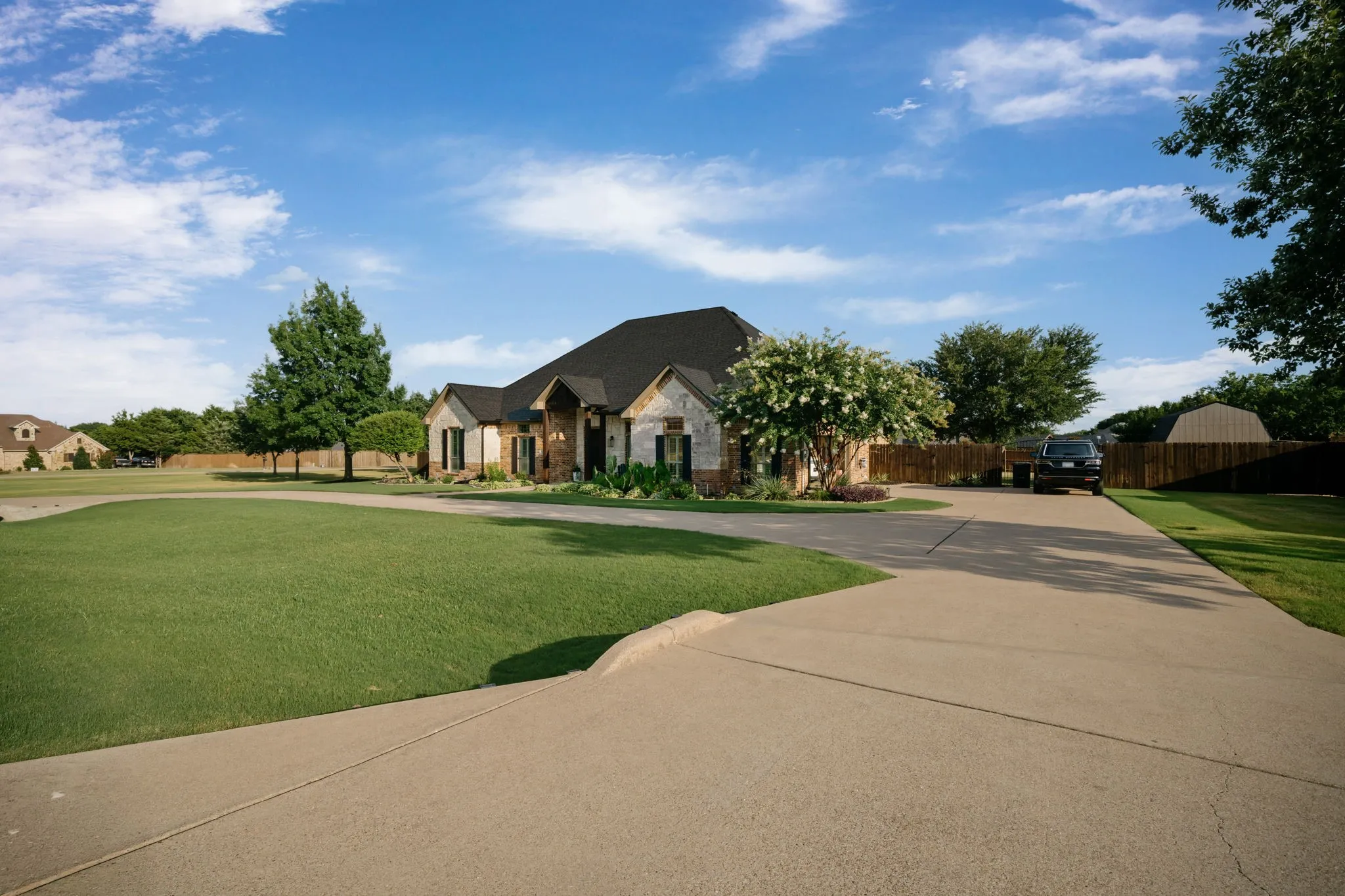 Single Family Residence For Sale in Ellis County , 3650 Baylor Boulevard, Midlothian, Texas 76065, 4 Bedroom, 3 Bathroom, 2 Garage spaces, 3,248 Sqft, built in 2004, mls#21325707, Real Estate Agent in Midlothian, Homes For Sale in Ellis county, Homes For Sale in Midlothian, Realtor in Midlothian Texas, Real Estate Brokerage Independent Realty Texas, Luminita Cordes Realtor