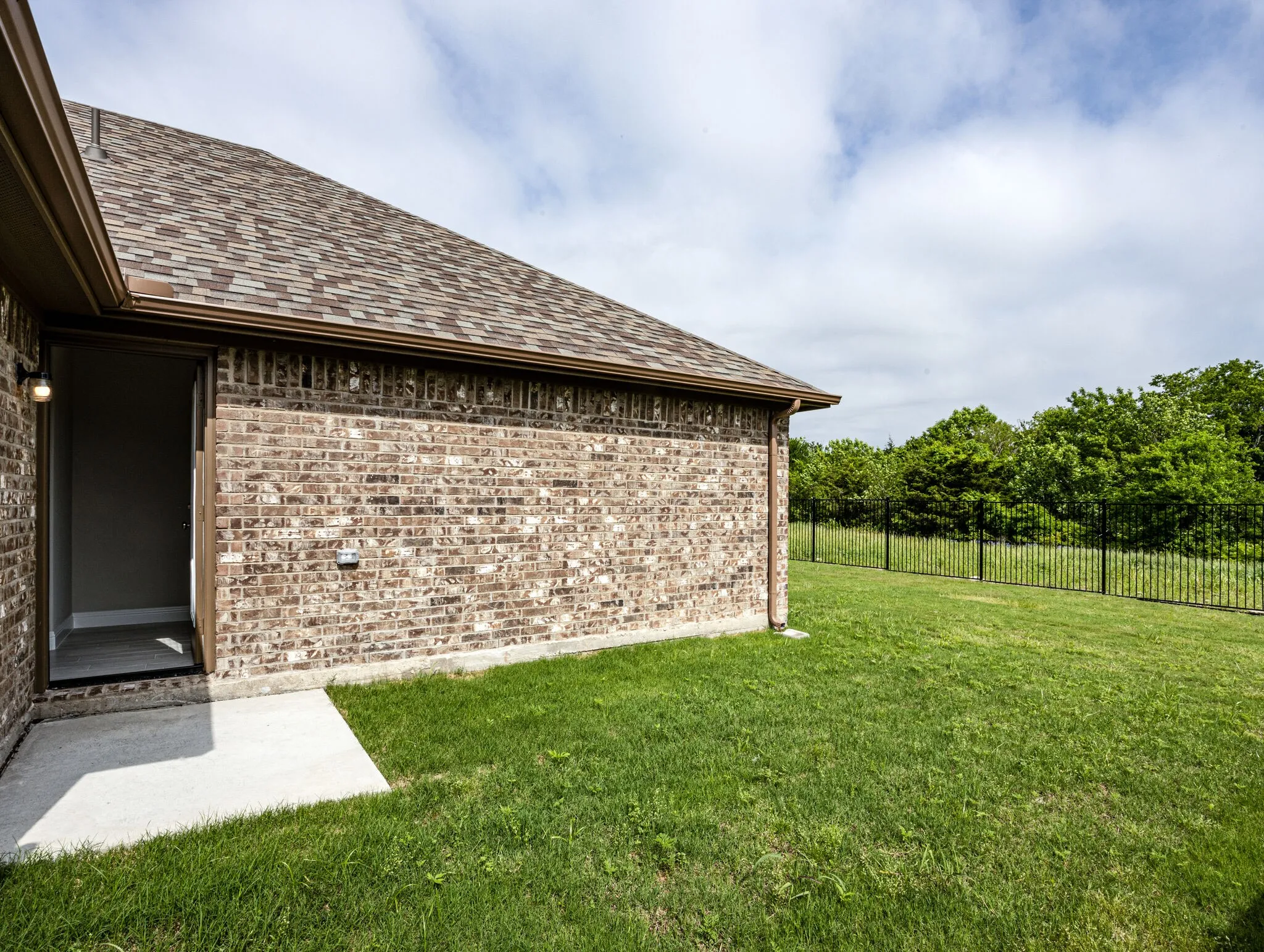 Single Family Residence For Rent in Collin County , 1516 Elizabeth Street, Anna, Texas 75409, 4 Bedroom, 2 Bathroom, 2 Garage spaces, 1,947 Sqft, built in 2021, mls#21328546, Real Estate Agent in Anna, Homes For Rent in Collin county, Homes For Rent in Anna, Realtor in Anna Texas, Real Estate Brokerage Independent Realty Texas, Luminita Cordes Realtor