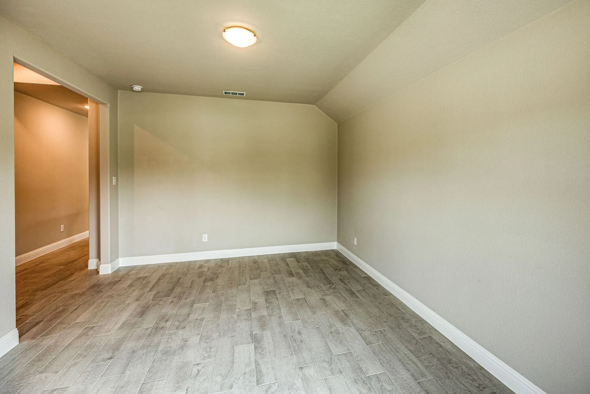Single Family Residence For Rent in Collin County , 1516 Elizabeth Street, Anna, Texas 75409, 4 Bedroom, 2 Bathroom, 2 Garage spaces, 1,947 Sqft, built in 2021, mls#21328546, Real Estate Agent in Anna, Homes For Rent in Collin county, Homes For Rent in Anna, Realtor in Anna Texas, Real Estate Brokerage Independent Realty Texas, Luminita Cordes Realtor