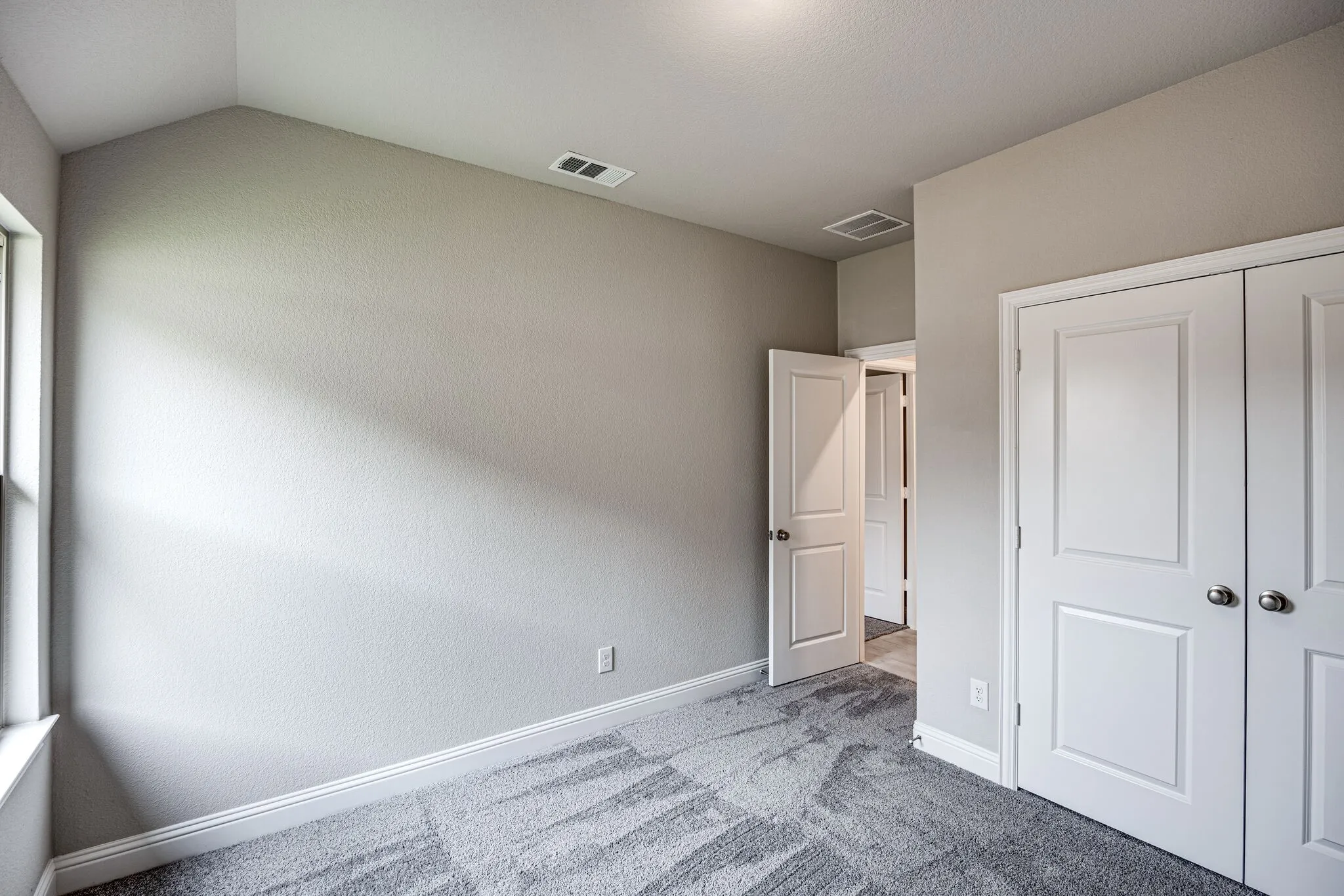 Single Family Residence For Rent in Collin County , 1516 Elizabeth Street, Anna, Texas 75409, 4 Bedroom, 2 Bathroom, 2 Garage spaces, 1,947 Sqft, built in 2021, mls#21328546, Real Estate Agent in Anna, Homes For Rent in Collin county, Homes For Rent in Anna, Realtor in Anna Texas, Real Estate Brokerage Independent Realty Texas, Luminita Cordes Realtor