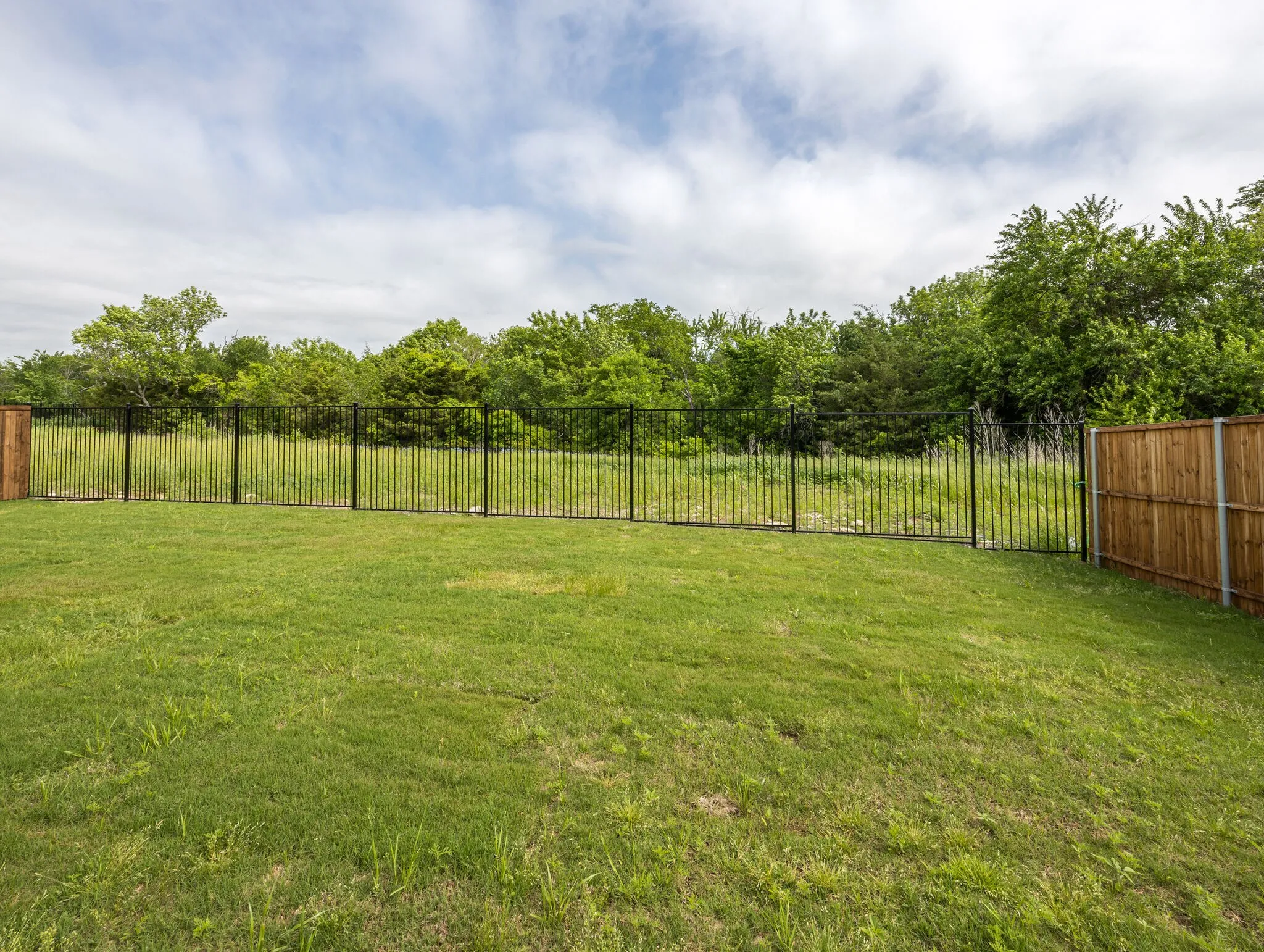 Single Family Residence For Rent in Collin County , 1516 Elizabeth Street, Anna, Texas 75409, 4 Bedroom, 2 Bathroom, 2 Garage spaces, 1,947 Sqft, built in 2021, mls#21328546, Real Estate Agent in Anna, Homes For Rent in Collin county, Homes For Rent in Anna, Realtor in Anna Texas, Real Estate Brokerage Independent Realty Texas, Luminita Cordes Realtor