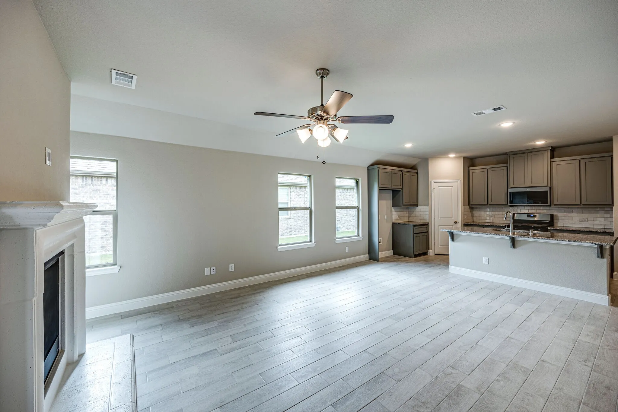 Single Family Residence For Rent in Collin County , 1516 Elizabeth Street, Anna, Texas 75409, 4 Bedroom, 2 Bathroom, 2 Garage spaces, 1,947 Sqft, built in 2021, mls#21328546, Real Estate Agent in Anna, Homes For Rent in Collin county, Homes For Rent in Anna, Realtor in Anna Texas, Real Estate Brokerage Independent Realty Texas, Luminita Cordes Realtor