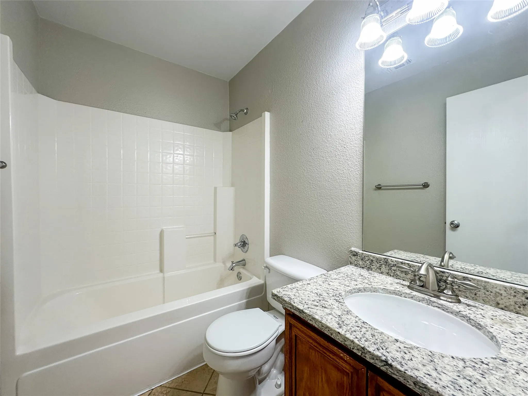 Single Family Residence For Sale in Tarrant County , 10245 Brea Canyon Road, Fort Worth, Texas 76108, 4 Bedroom, 2 Bathroom, 2 Garage spaces, 1,825 Sqft, built in 1999, mls#21328545, Real Estate Agent in Fort Worth, Homes For Sale in Tarrant county, Homes For Sale in Fort Worth, Realtor in Fort Worth Texas, Real Estate Brokerage Independent Realty Texas, Luminita Cordes Realtor