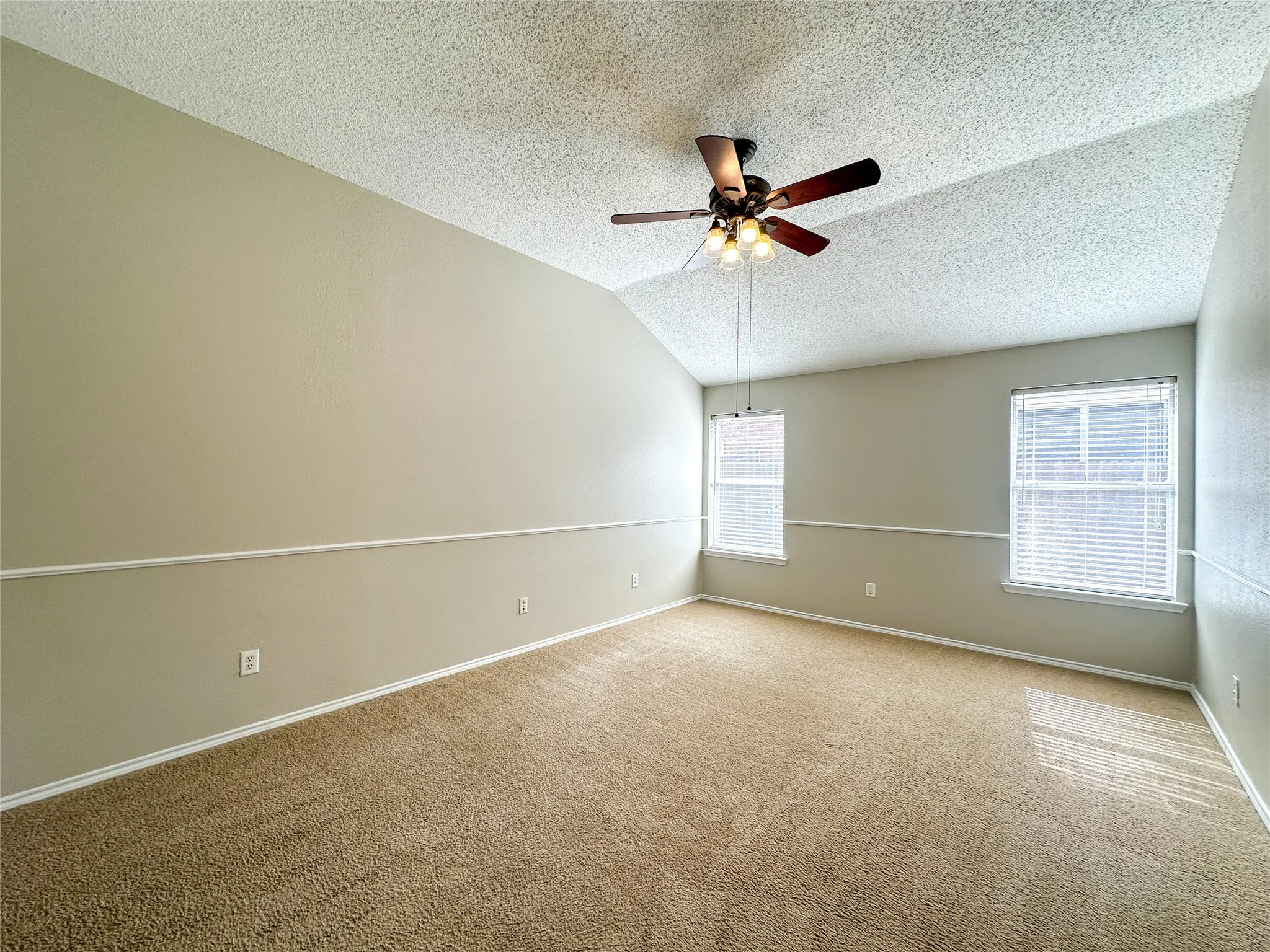 Single Family Residence For Sale in Tarrant County , 10245 Brea Canyon Road, Fort Worth, Texas 76108, 4 Bedroom, 2 Bathroom, 2 Garage spaces, 1,825 Sqft, built in 1999, mls#21328545, Real Estate Agent in Fort Worth, Homes For Sale in Tarrant county, Homes For Sale in Fort Worth, Realtor in Fort Worth Texas, Real Estate Brokerage Independent Realty Texas, Luminita Cordes Realtor