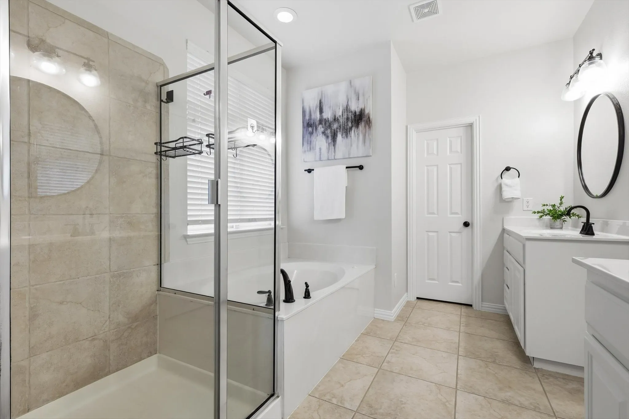 Single Family Residence For Sale in Denton County , 1336 Burnett Drive, Lantana, Texas 76226, 4 Bedroom, 3 Bathroom, 2 Garage spaces, 2,853 Sqft, built in 2007, mls#21294064, Real Estate Agent in Lantana, Homes For Sale in Denton county, Homes For Sale in Lantana, Realtor in Lantana Texas, Real Estate Brokerage Independent Realty Texas, Luminita Cordes Realtor
