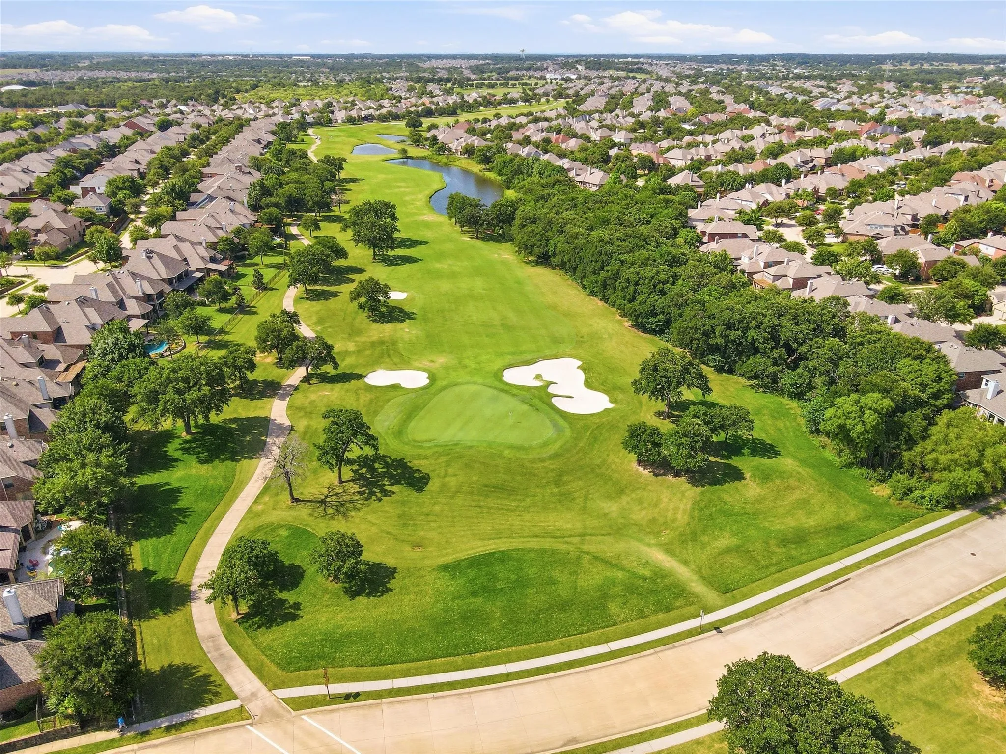 Single Family Residence For Sale in Denton County , 1336 Burnett Drive, Lantana, Texas 76226, 4 Bedroom, 3 Bathroom, 2 Garage spaces, 2,853 Sqft, built in 2007, mls#21294064, Real Estate Agent in Lantana, Homes For Sale in Denton county, Homes For Sale in Lantana, Realtor in Lantana Texas, Real Estate Brokerage Independent Realty Texas, Luminita Cordes Realtor