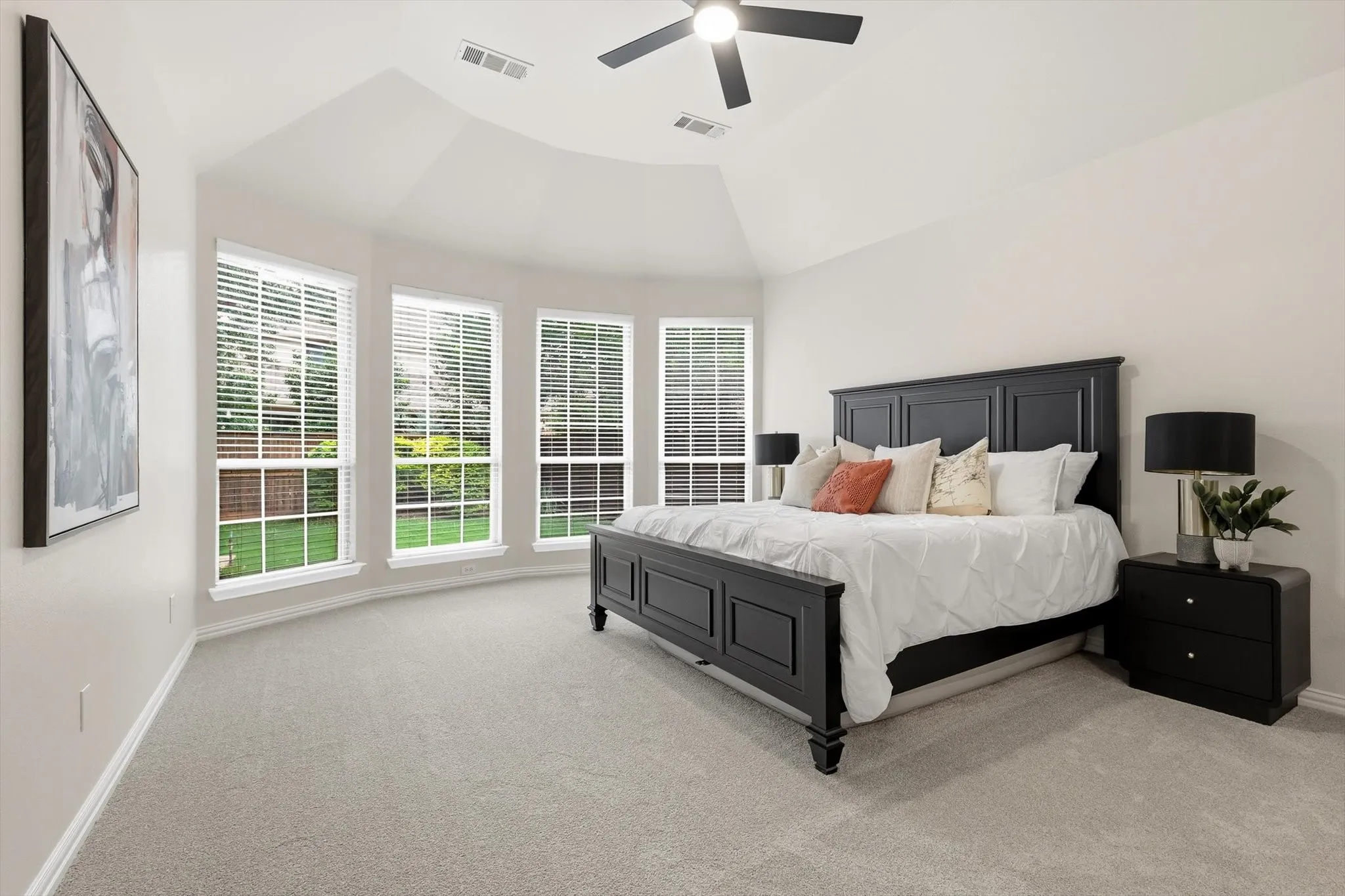 Single Family Residence For Sale in Denton County , 1336 Burnett Drive, Lantana, Texas 76226, 4 Bedroom, 3 Bathroom, 2 Garage spaces, 2,853 Sqft, built in 2007, mls#21294064, Real Estate Agent in Lantana, Homes For Sale in Denton county, Homes For Sale in Lantana, Realtor in Lantana Texas, Real Estate Brokerage Independent Realty Texas, Luminita Cordes Realtor