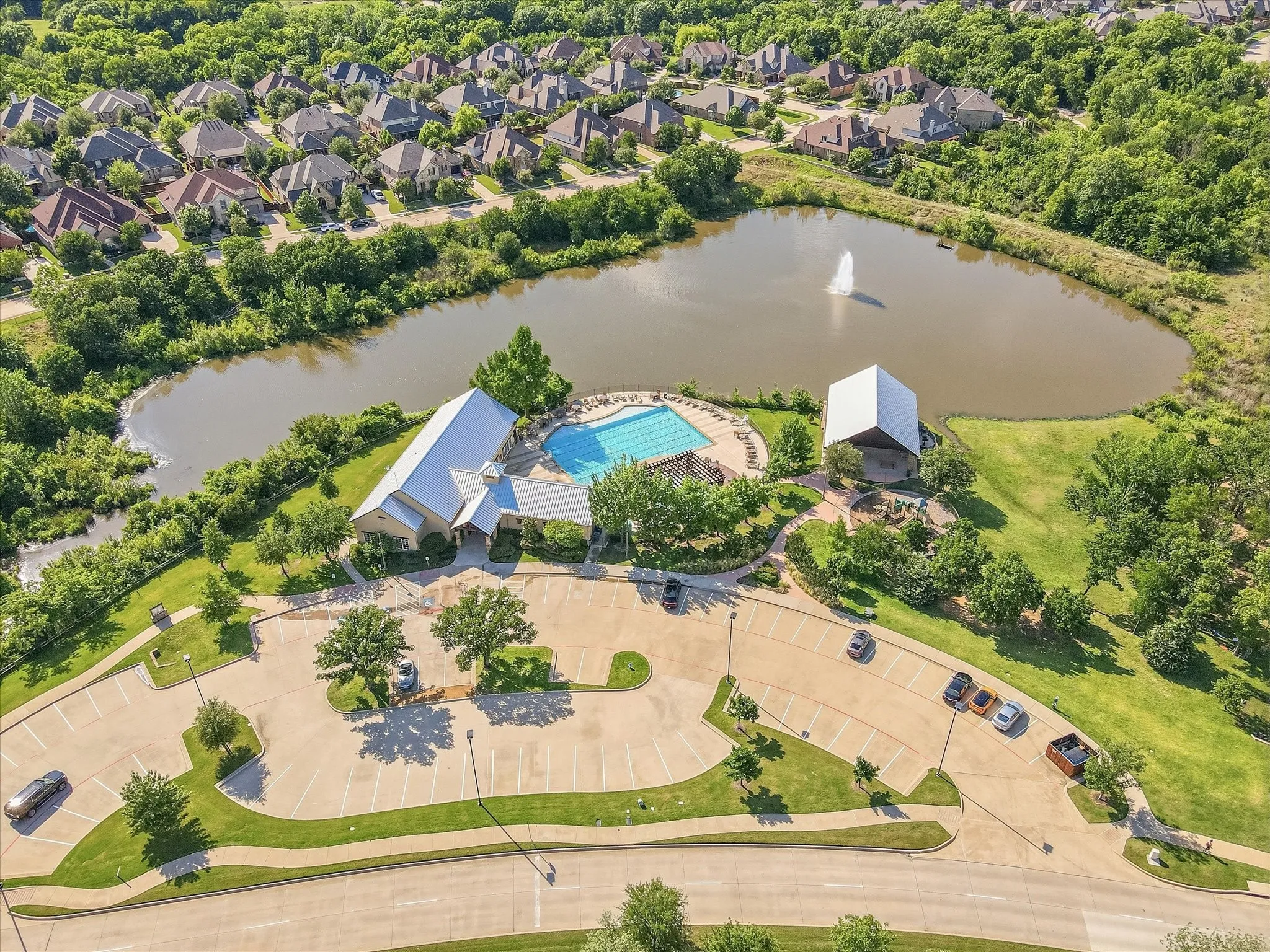 Single Family Residence For Sale in Denton County , 1336 Burnett Drive, Lantana, Texas 76226, 4 Bedroom, 3 Bathroom, 2 Garage spaces, 2,853 Sqft, built in 2007, mls#21294064, Real Estate Agent in Lantana, Homes For Sale in Denton county, Homes For Sale in Lantana, Realtor in Lantana Texas, Real Estate Brokerage Independent Realty Texas, Luminita Cordes Realtor
