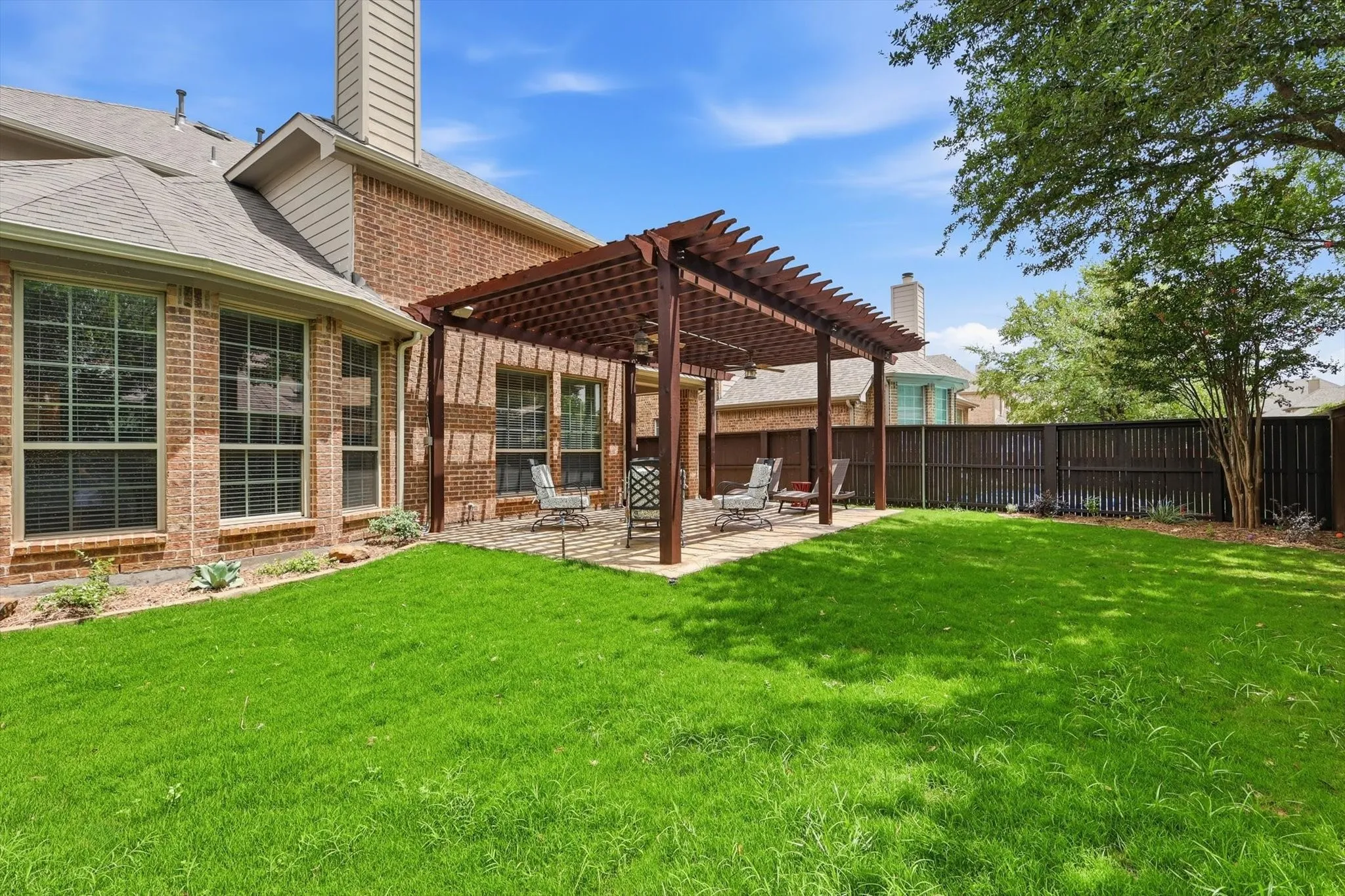 Single Family Residence For Sale in Denton County , 1336 Burnett Drive, Lantana, Texas 76226, 4 Bedroom, 3 Bathroom, 2 Garage spaces, 2,853 Sqft, built in 2007, mls#21294064, Real Estate Agent in Lantana, Homes For Sale in Denton county, Homes For Sale in Lantana, Realtor in Lantana Texas, Real Estate Brokerage Independent Realty Texas, Luminita Cordes Realtor