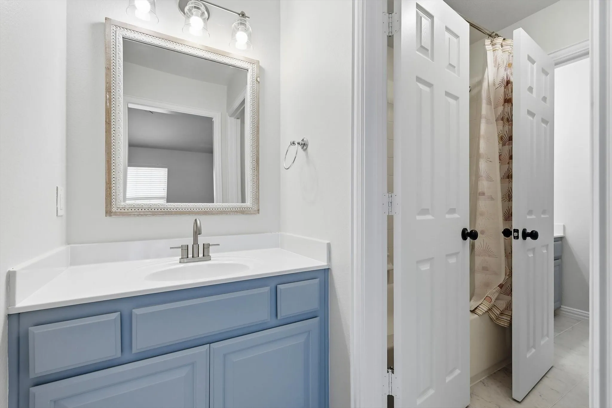 Single Family Residence For Sale in Denton County , 1336 Burnett Drive, Lantana, Texas 76226, 4 Bedroom, 3 Bathroom, 2 Garage spaces, 2,853 Sqft, built in 2007, mls#21294064, Real Estate Agent in Lantana, Homes For Sale in Denton county, Homes For Sale in Lantana, Realtor in Lantana Texas, Real Estate Brokerage Independent Realty Texas, Luminita Cordes Realtor