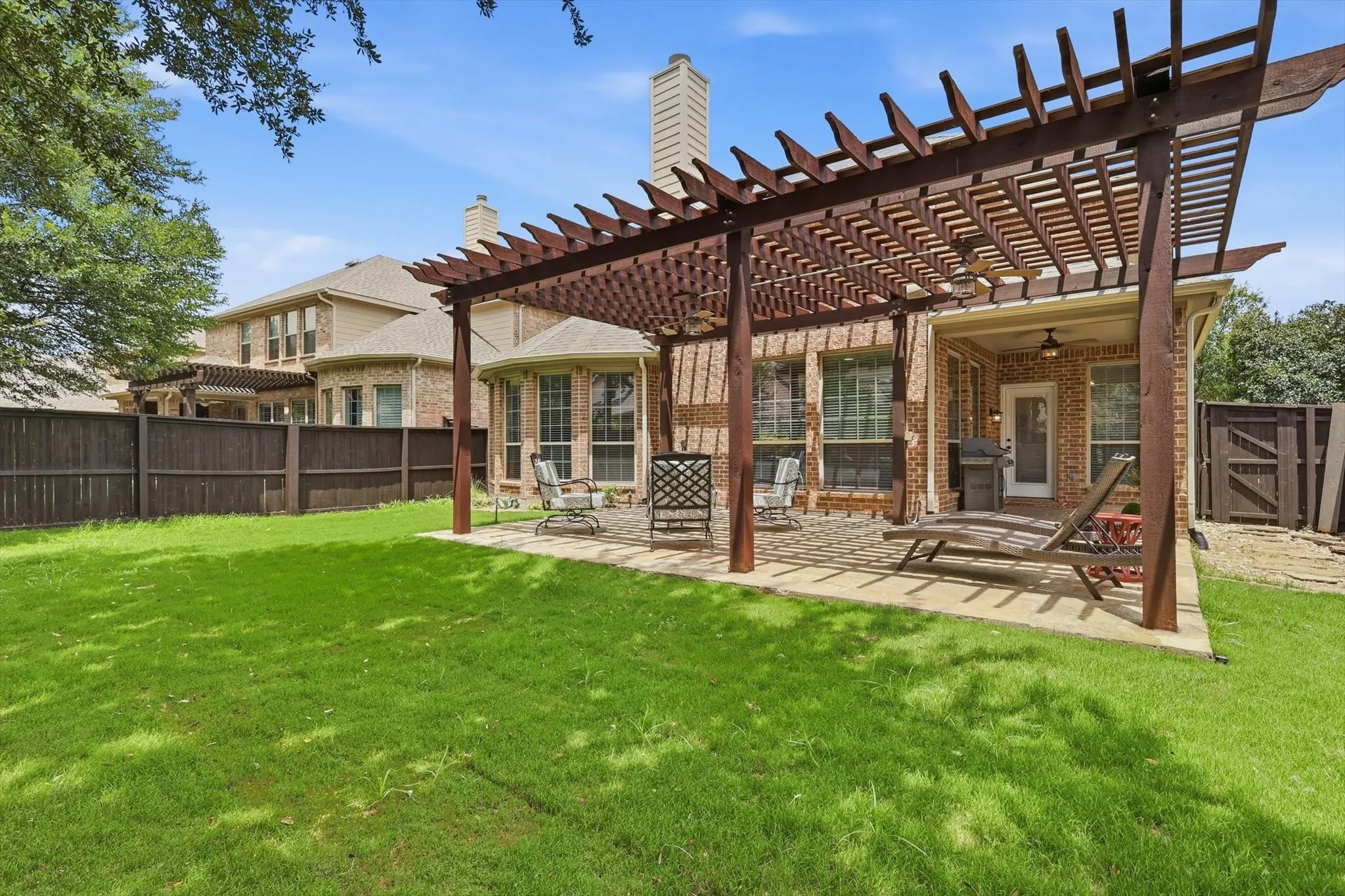 Single Family Residence For Sale in Denton County , 1336 Burnett Drive, Lantana, Texas 76226, 4 Bedroom, 3 Bathroom, 2 Garage spaces, 2,853 Sqft, built in 2007, mls#21294064, Real Estate Agent in Lantana, Homes For Sale in Denton county, Homes For Sale in Lantana, Realtor in Lantana Texas, Real Estate Brokerage Independent Realty Texas, Luminita Cordes Realtor