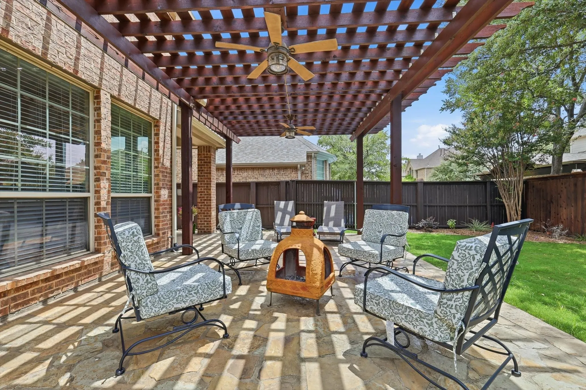 Single Family Residence For Sale in Denton County , 1336 Burnett Drive, Lantana, Texas 76226, 4 Bedroom, 3 Bathroom, 2 Garage spaces, 2,853 Sqft, built in 2007, mls#21294064, Real Estate Agent in Lantana, Homes For Sale in Denton county, Homes For Sale in Lantana, Realtor in Lantana Texas, Real Estate Brokerage Independent Realty Texas, Luminita Cordes Realtor