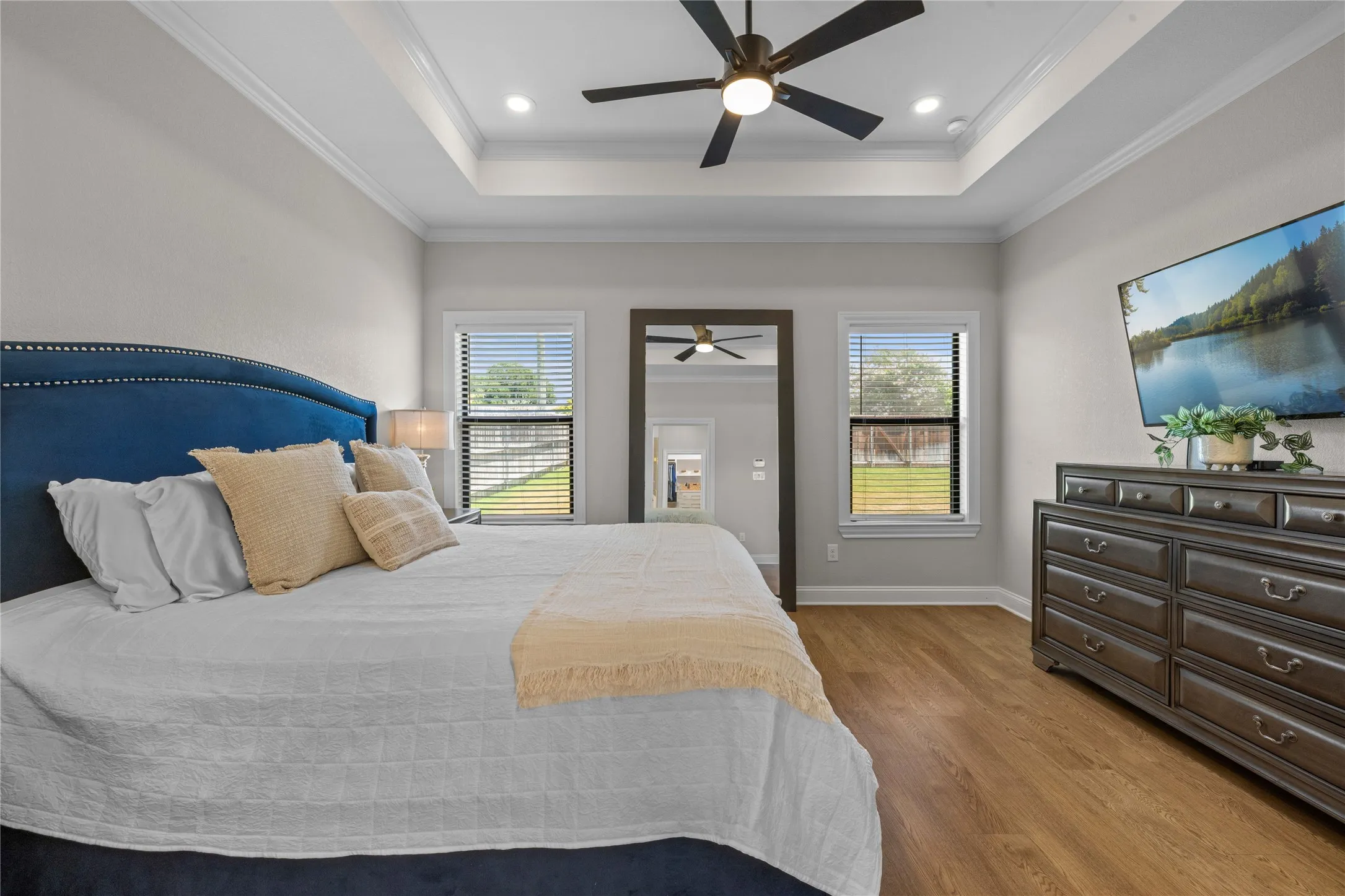 Single Family Residence For Sale in Mc Lennan County , 932 Gallant Fox Road, Hewitt, Texas 76643, 4 Bedroom, 3 Bathroom, 2 Garage spaces, 2,297 Sqft, built in 2022, mls#21328550, Real Estate Agent in Hewitt, Homes For Sale in Mc Lennan county, Homes For Sale in Hewitt, Realtor in Hewitt Texas, Real Estate Brokerage Independent Realty Texas, Luminita Cordes Realtor