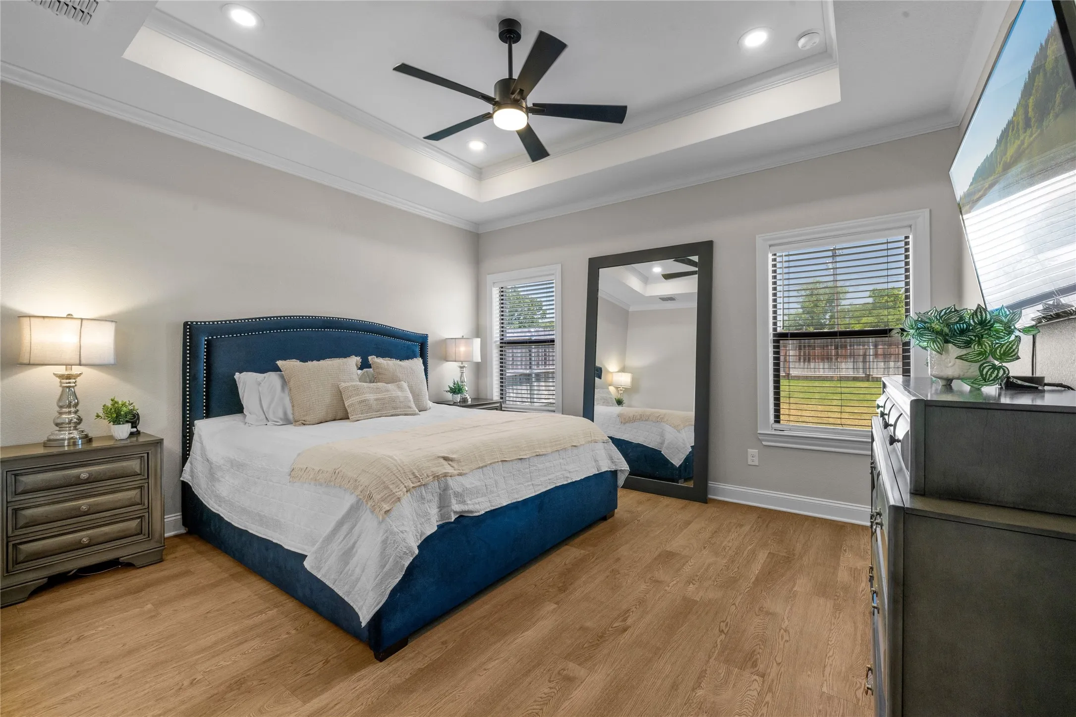Single Family Residence For Sale in Mc Lennan County , 932 Gallant Fox Road, Hewitt, Texas 76643, 4 Bedroom, 3 Bathroom, 2 Garage spaces, 2,297 Sqft, built in 2022, mls#21328550, Real Estate Agent in Hewitt, Homes For Sale in Mc Lennan county, Homes For Sale in Hewitt, Realtor in Hewitt Texas, Real Estate Brokerage Independent Realty Texas, Luminita Cordes Realtor