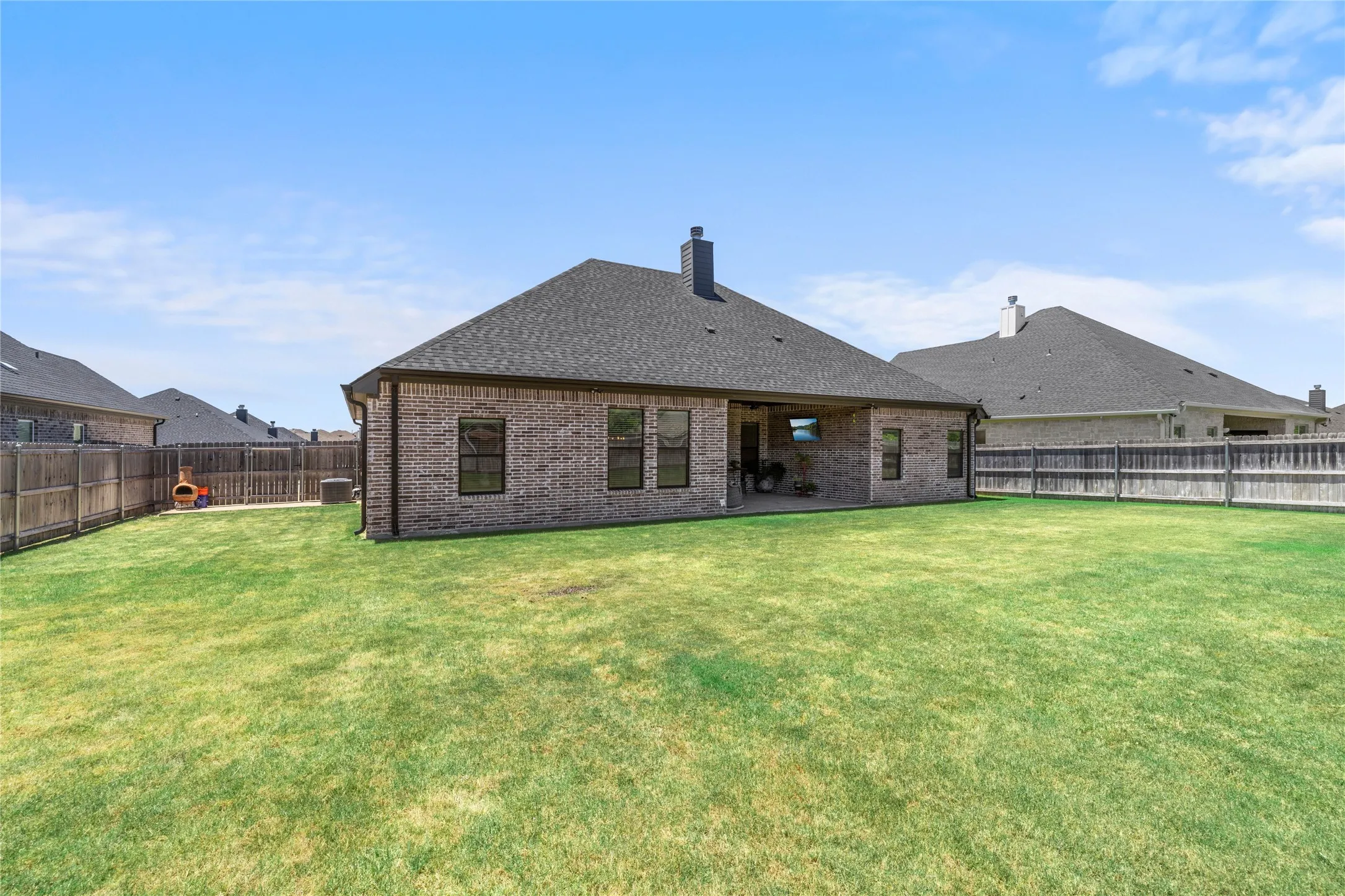Single Family Residence For Sale in Mc Lennan County , 932 Gallant Fox Road, Hewitt, Texas 76643, 4 Bedroom, 3 Bathroom, 2 Garage spaces, 2,297 Sqft, built in 2022, mls#21328550, Real Estate Agent in Hewitt, Homes For Sale in Mc Lennan county, Homes For Sale in Hewitt, Realtor in Hewitt Texas, Real Estate Brokerage Independent Realty Texas, Luminita Cordes Realtor