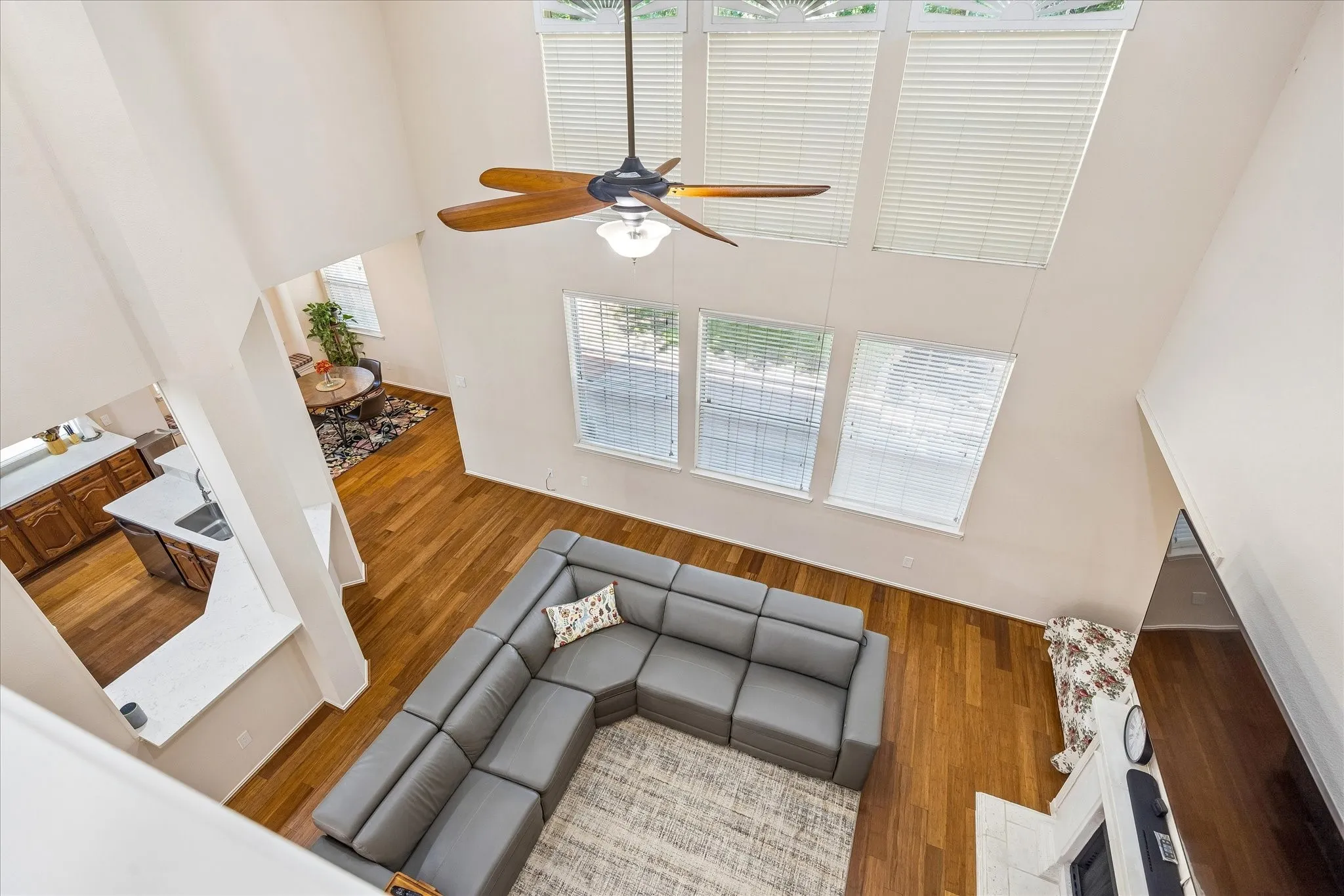 Single Family Residence For Sale in Denton County , 1509 Pearl River Drive, Flower Mound, Texas 75028, 5 Bedroom, 5 Bathroom, 2 Garage spaces, 4,117 Sqft, built in 1997, mls#21328564, Real Estate Agent in Flower Mound, Homes For Sale in Denton county, Homes For Sale in Flower Mound, Realtor in Flower Mound Texas, Real Estate Brokerage Independent Realty Texas, Luminita Cordes Realtor