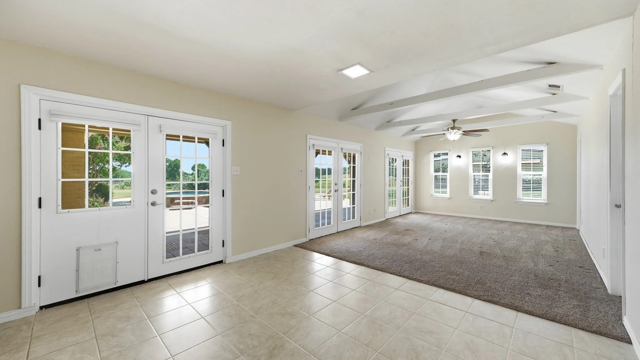 Single Family Residence For Sale in Parker County , 1229 Briarwood Street, Weatherford, Texas 76087, 3 Bedroom, 2 Bathroom, Garage spaces, 2,349 Sqft, built in 1979, mls#21324167, Real Estate Agent in Weatherford, Homes For Sale in Parker county, Homes For Sale in Weatherford, Realtor in Weatherford Texas, Real Estate Brokerage Independent Realty Texas, Luminita Cordes Realtor