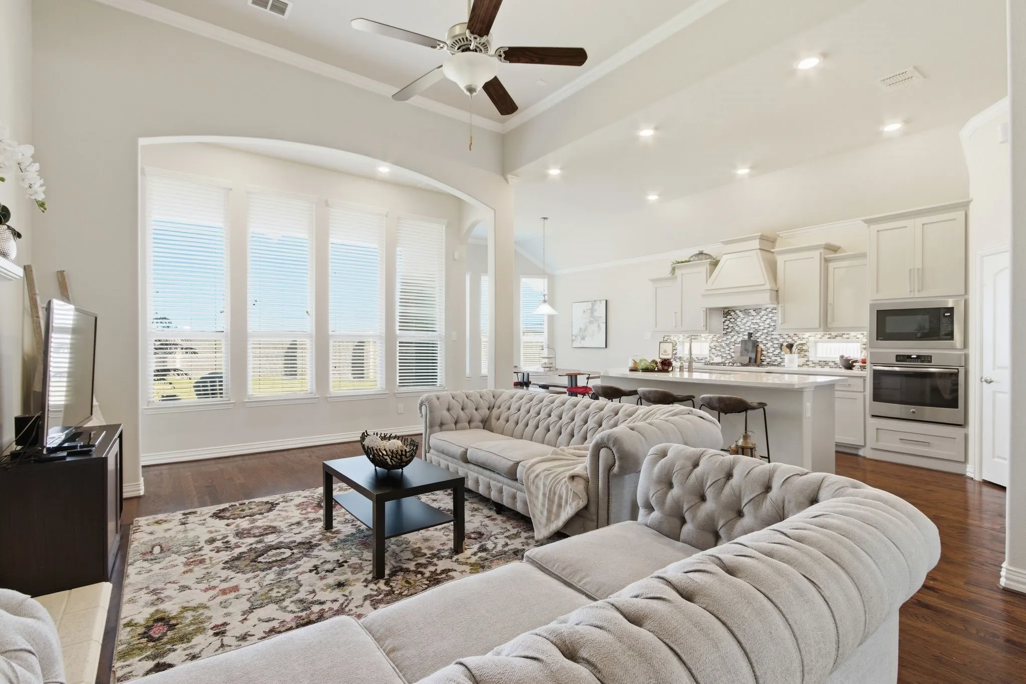 Single Family Residence For Sale in Dallas County , 4211 Prado Court, Irving, Texas 75063, 5 Bedroom, 4 Bathroom, 2 Garage spaces, 3,595 Sqft, built in 2018, mls#21326738, Real Estate Agent in Irving, Homes For Sale in Dallas county, Homes For Sale in Irving, Realtor in Irving Texas, Real Estate Brokerage Independent Realty Texas, Luminita Cordes Realtor