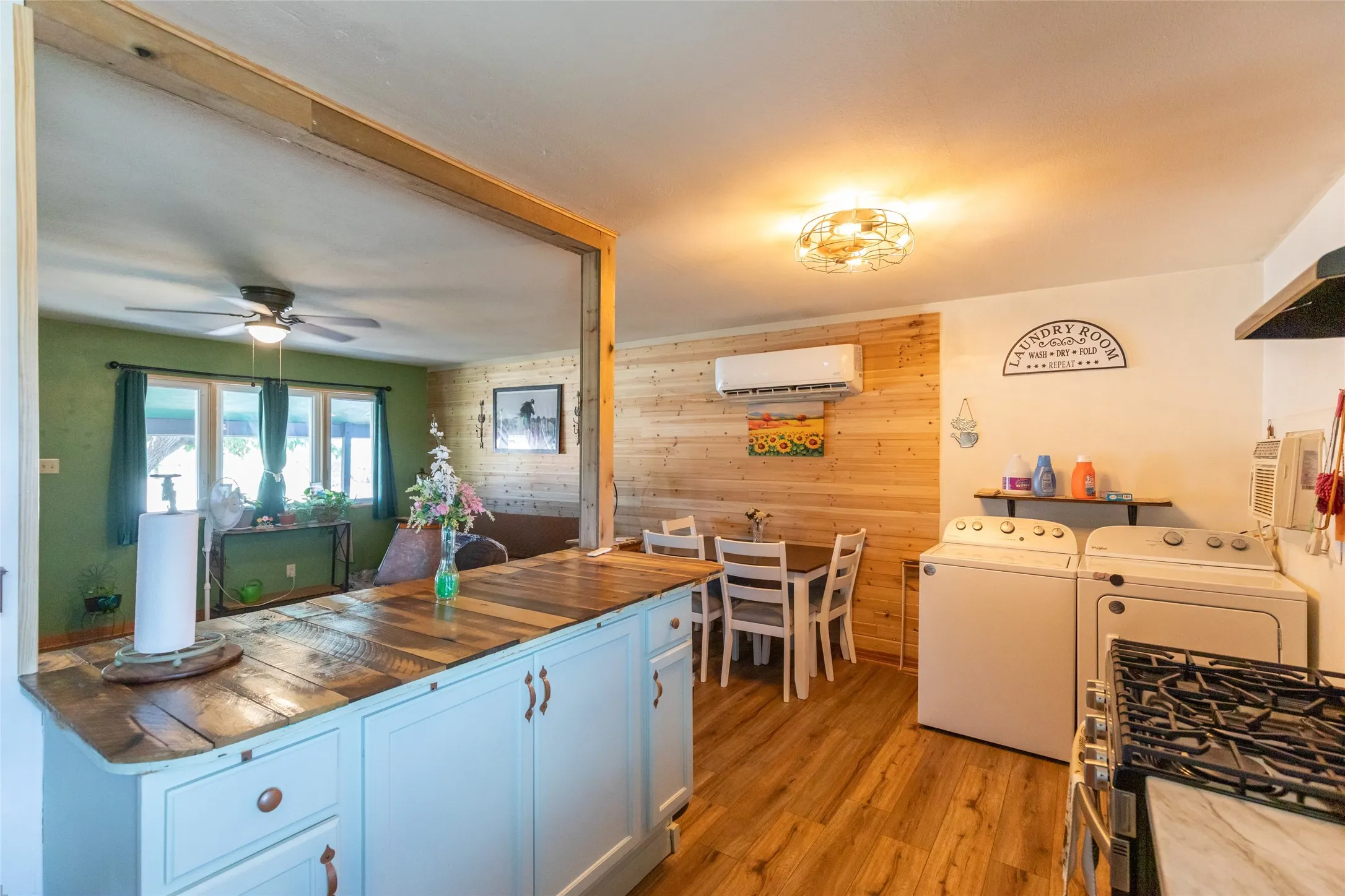 Single Family Residence For Sale in Stonewall County , 335 S Monroe Avenue, Aspermont, Texas 79502, 2 Bedroom, 1 Bathroom, Garage spaces, 1,080 Sqft, built in 1950, mls#21328571, Real Estate Agent in Aspermont, Homes For Sale in Stonewall county, Homes For Sale in Aspermont, Realtor in Aspermont Texas, Real Estate Brokerage Independent Realty Texas, Luminita Cordes Realtor